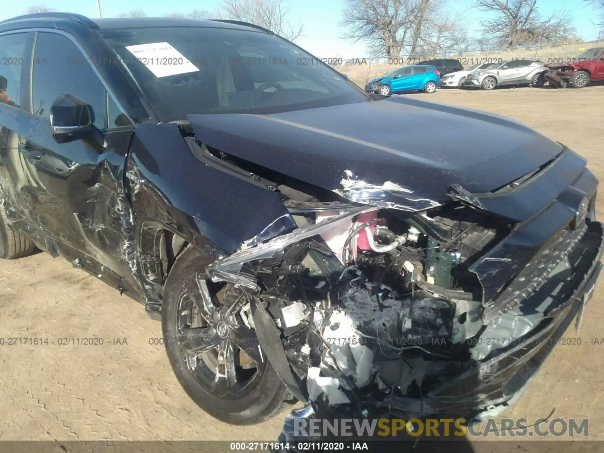 6 Photograph of a damaged car 2T3EWRFV7KW045785 TOYOTA RAV4 2019