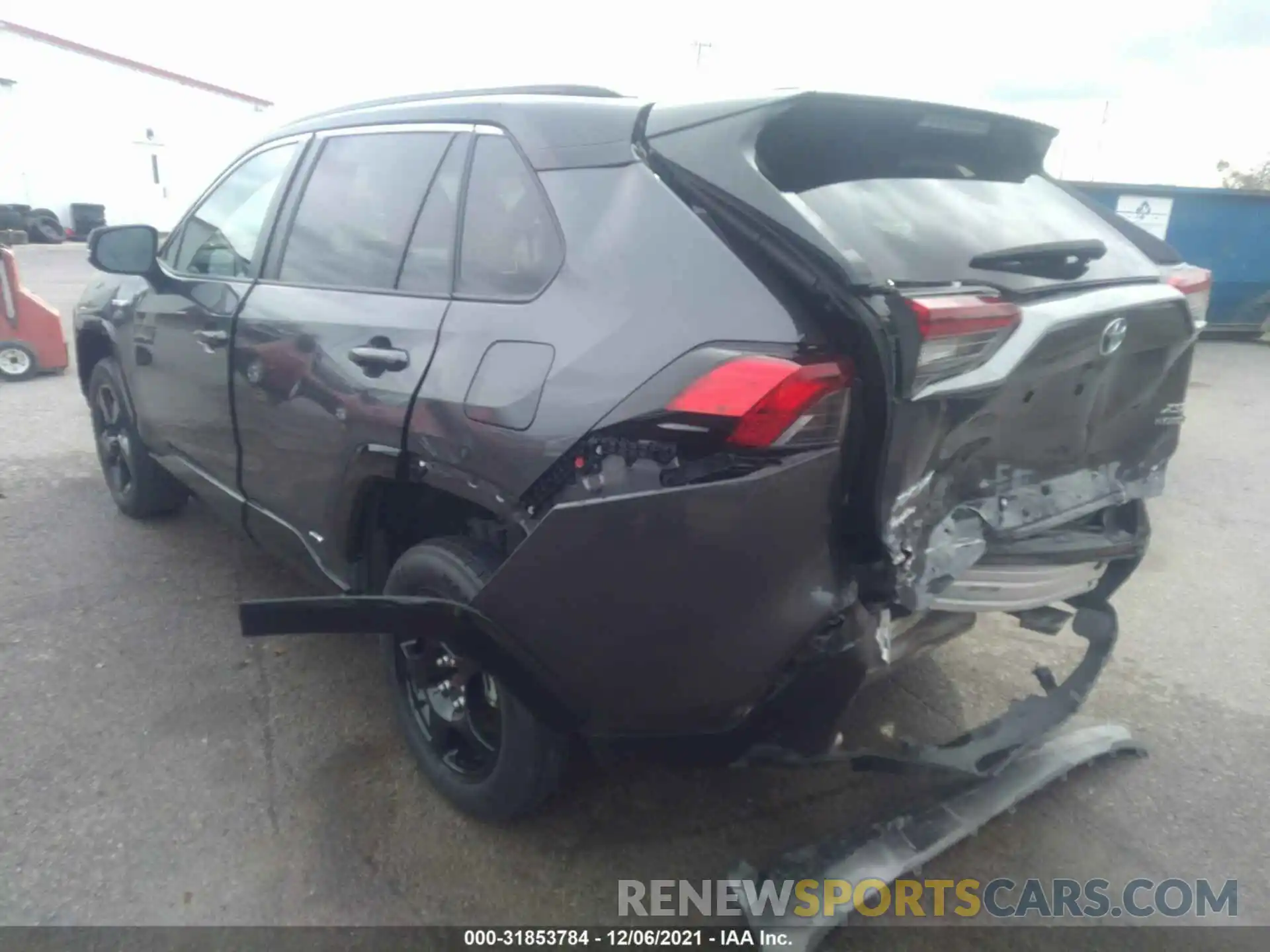 3 Photograph of a damaged car 2T3EWRFV8KW017798 TOYOTA RAV4 2019