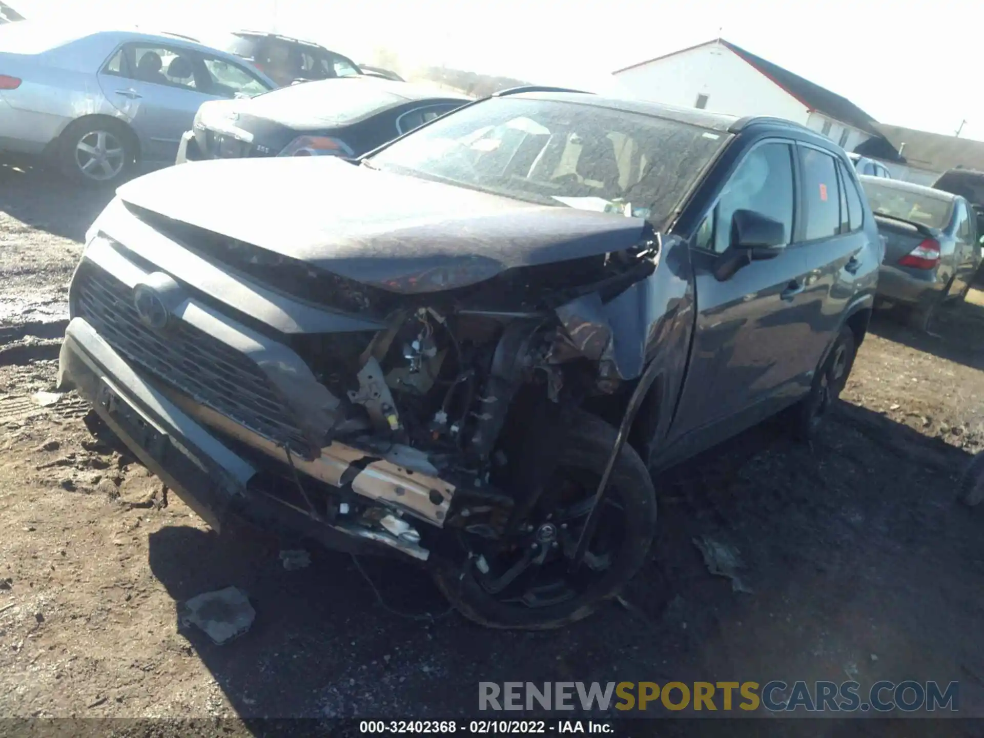 2 Photograph of a damaged car 2T3EWRFV8KW018465 TOYOTA RAV4 2019