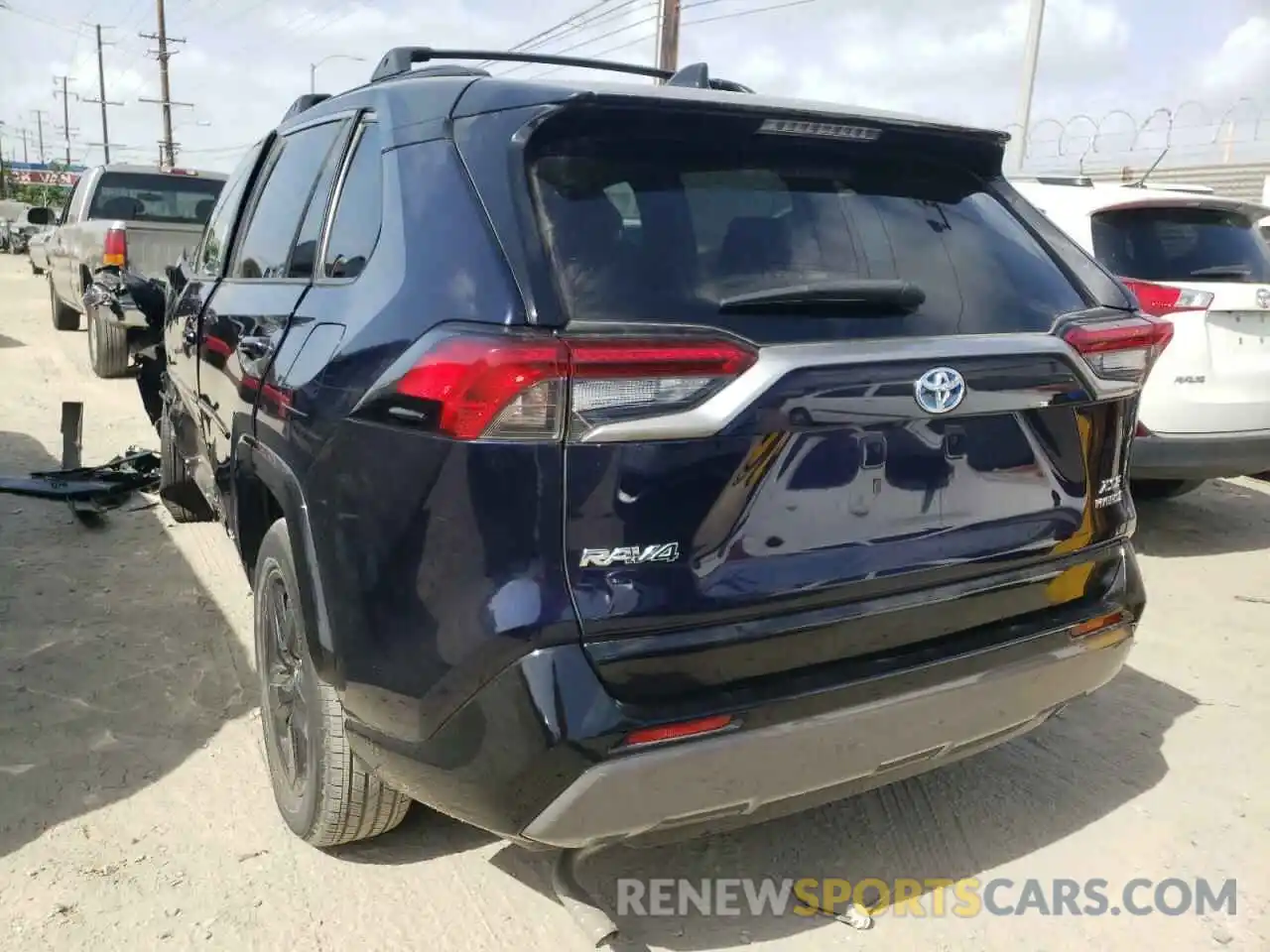 3 Photograph of a damaged car 2T3EWRFV9KW015316 TOYOTA RAV4 2019