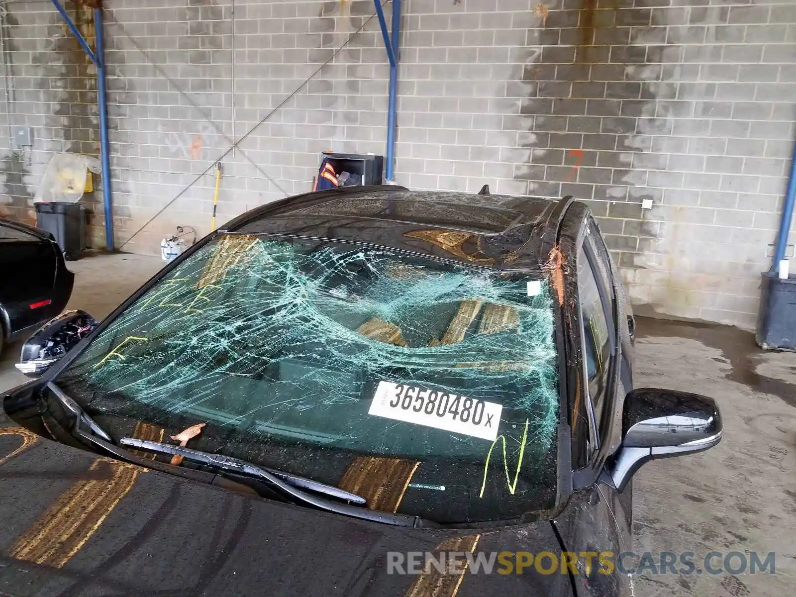 9 Photograph of a damaged car 2T3EWRFV9KW015459 TOYOTA RAV4 2019