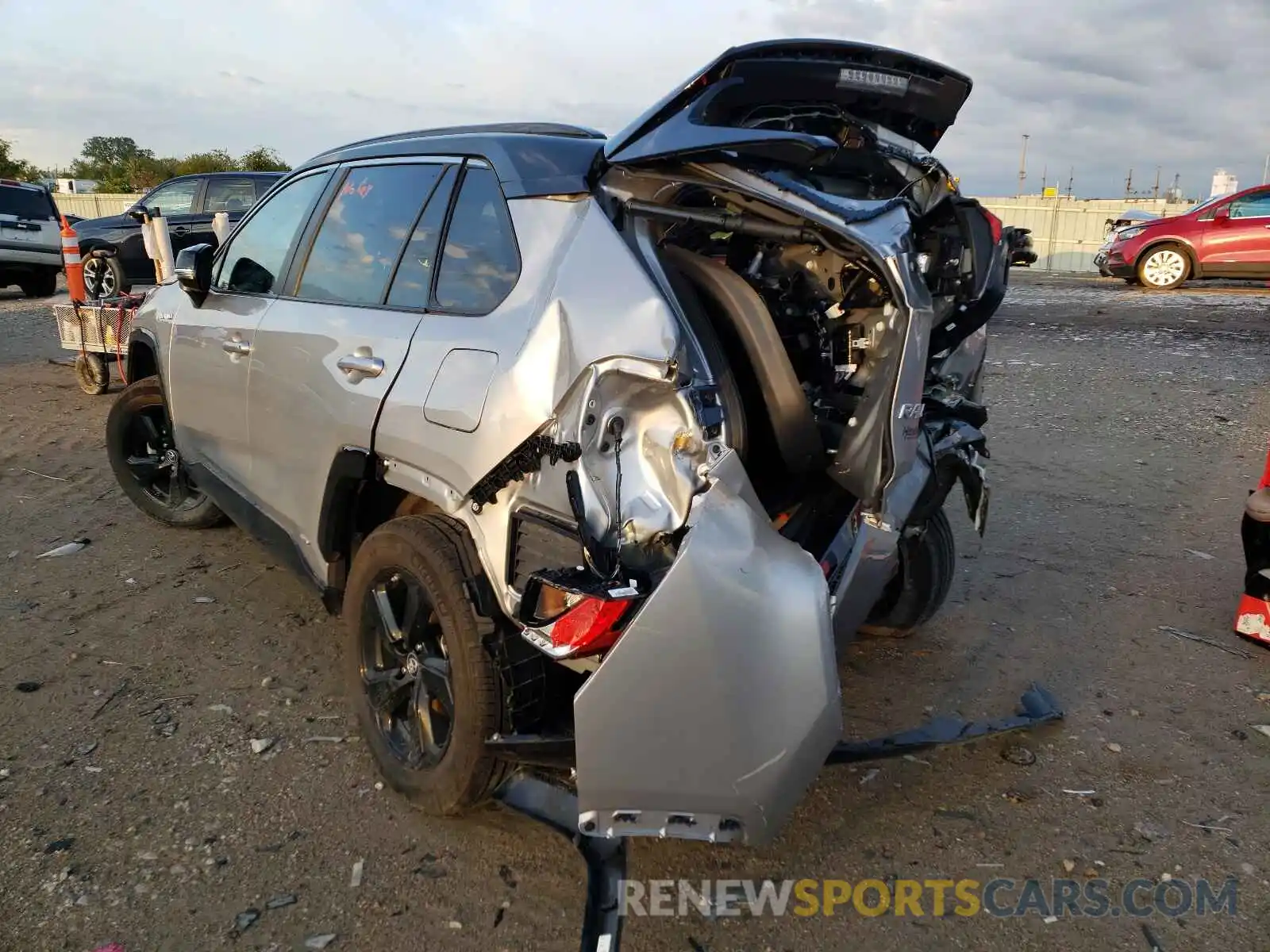 3 Photograph of a damaged car 2T3EWRFV9KW034545 TOYOTA RAV4 2019