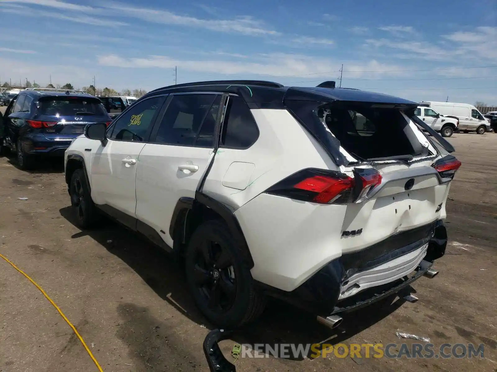 3 Photograph of a damaged car 2T3EWRFV9KW043441 TOYOTA RAV4 2019