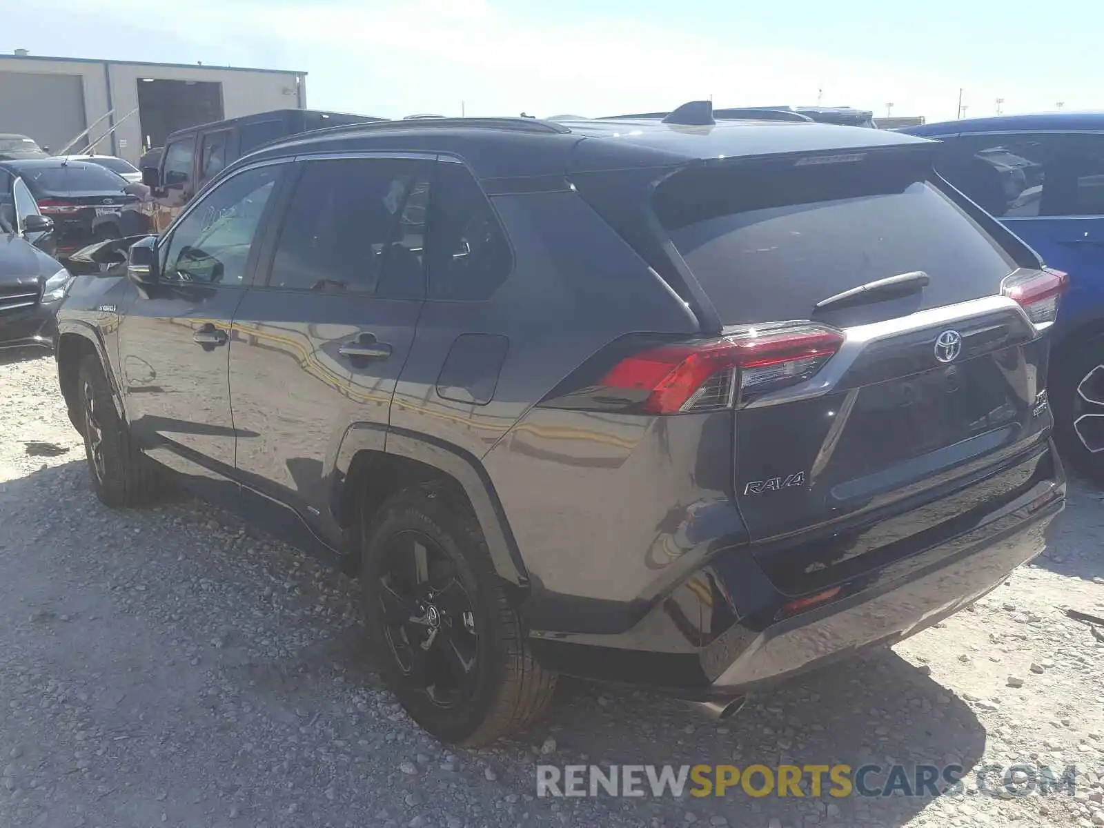 3 Photograph of a damaged car 2T3EWRFVXKW020590 TOYOTA RAV4 2019