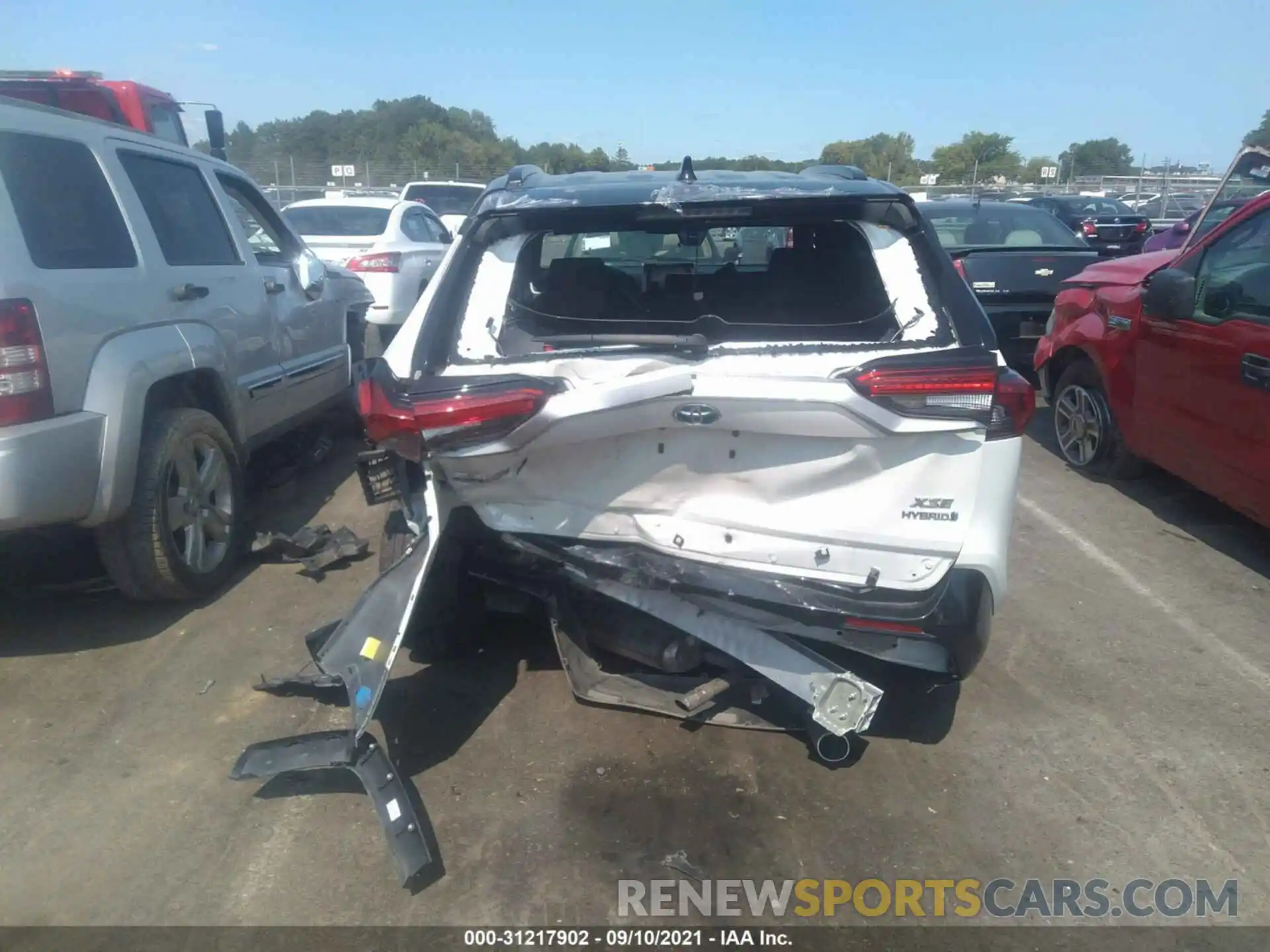 6 Photograph of a damaged car 2T3EWRFVXKW038474 TOYOTA RAV4 2019