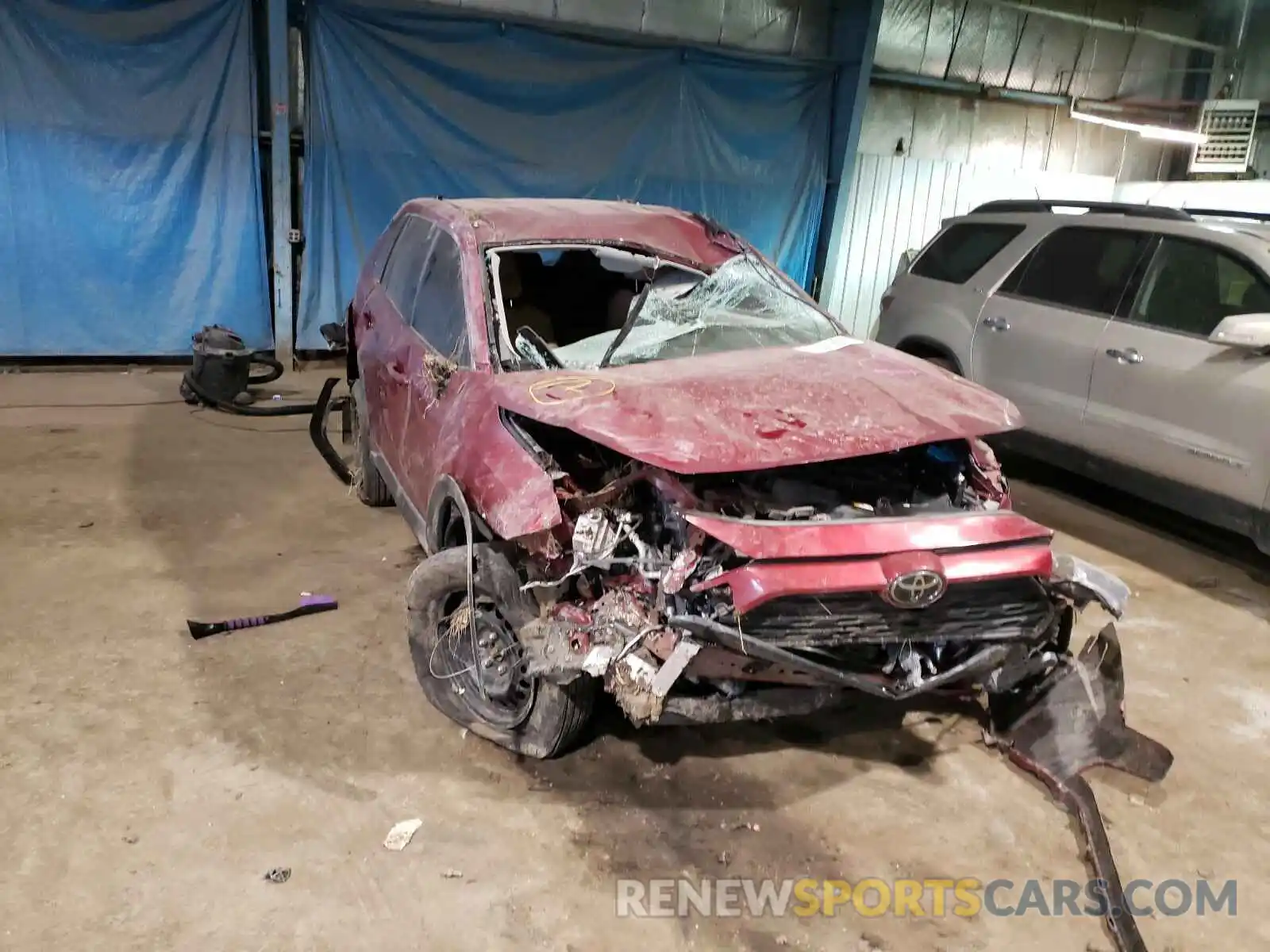 9 Photograph of a damaged car 2T3F1RFV0KC004855 TOYOTA RAV4 2019