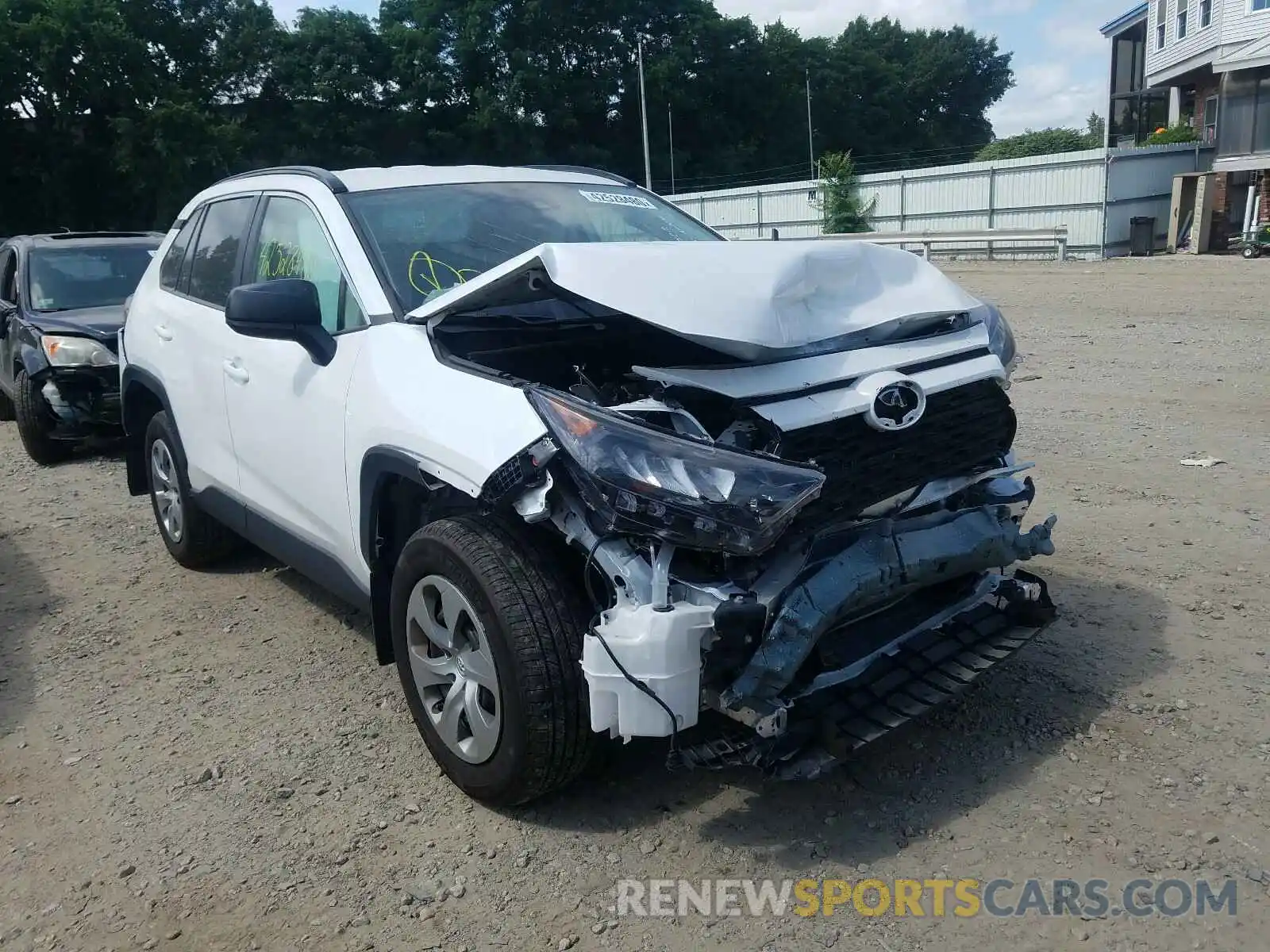 1 Photograph of a damaged car 2T3F1RFV0KC011773 TOYOTA RAV4 2019