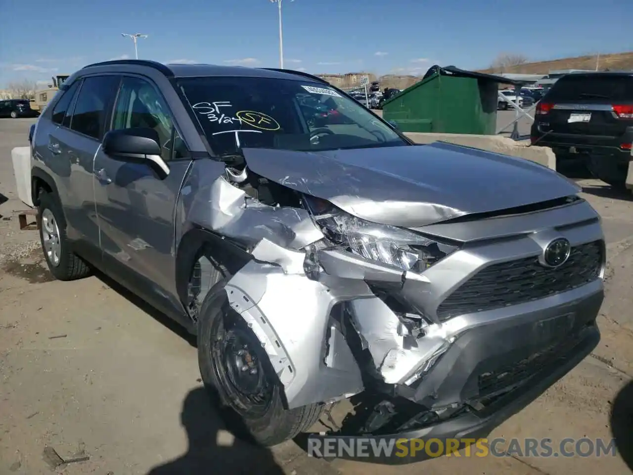 1 Photograph of a damaged car 2T3F1RFV0KC014060 TOYOTA RAV4 2019