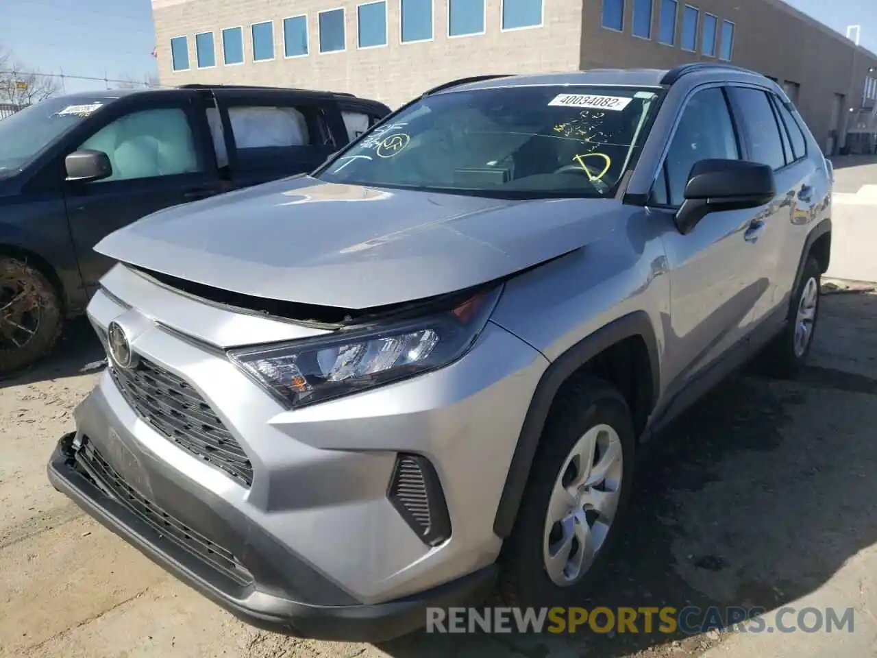 2 Photograph of a damaged car 2T3F1RFV0KC014060 TOYOTA RAV4 2019