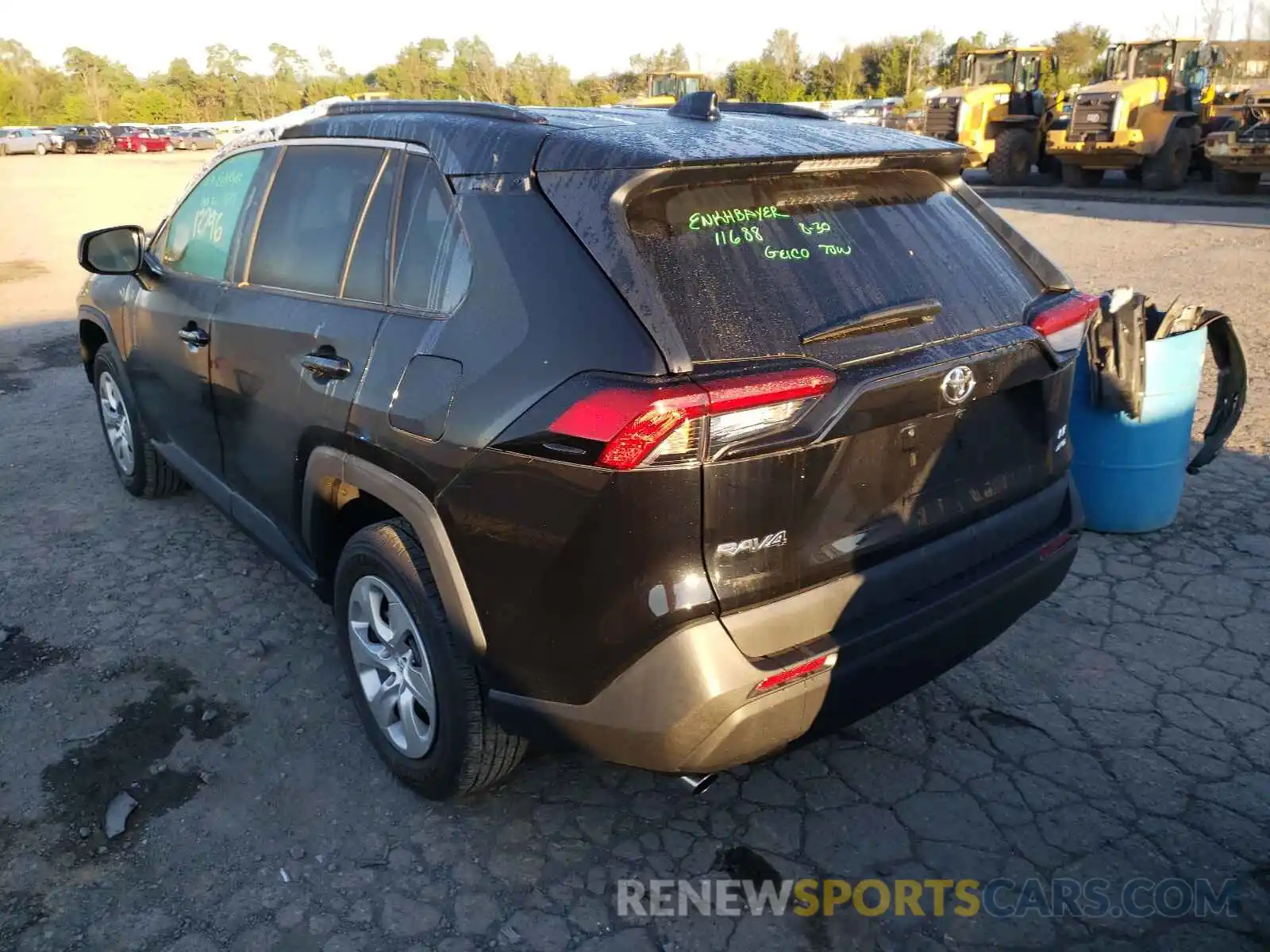 3 Photograph of a damaged car 2T3F1RFV0KC020960 TOYOTA RAV4 2019