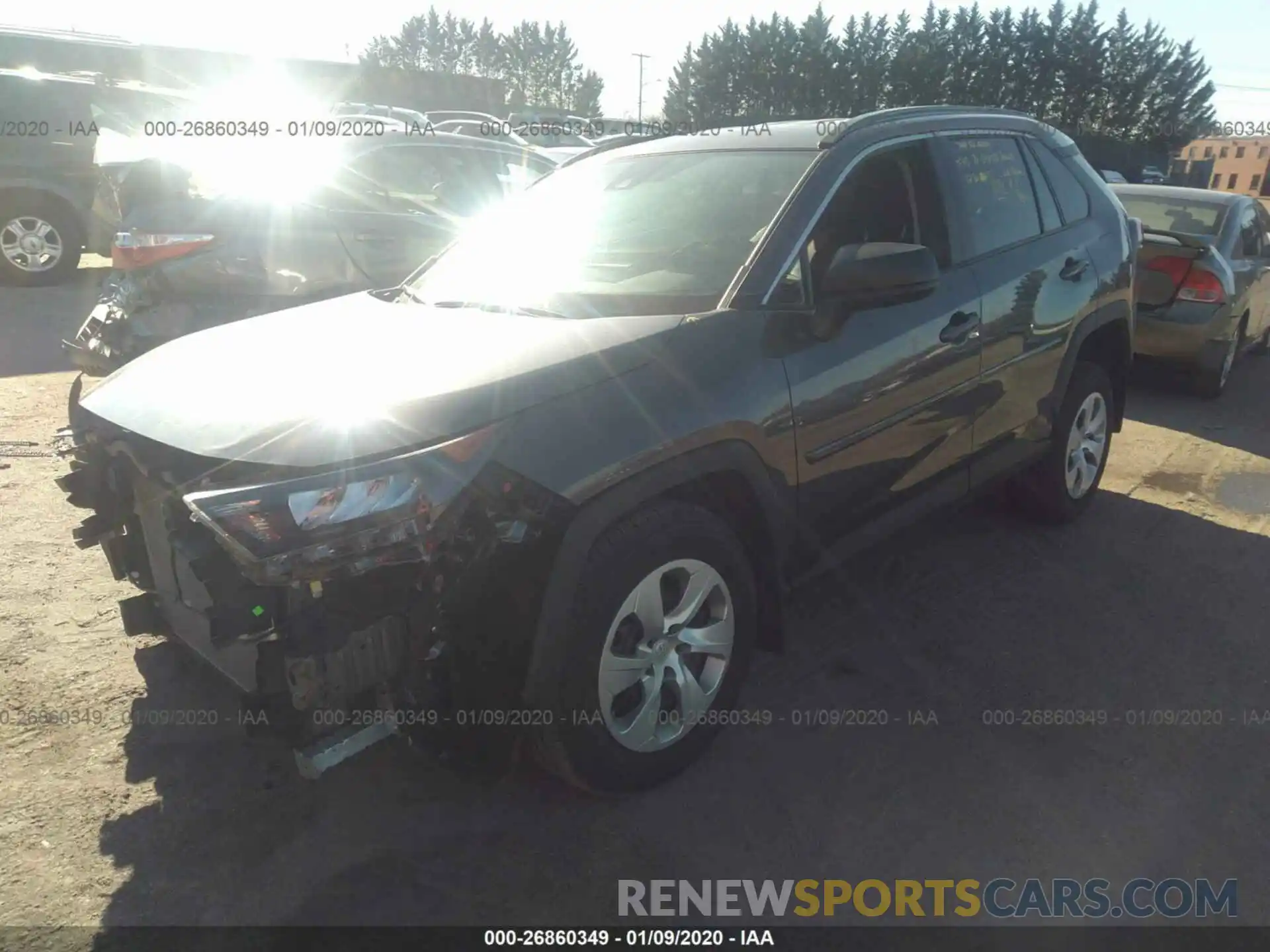 2 Фотография поврежденного автомобиля 2T3F1RFV0KC021977 TOYOTA RAV4 2019