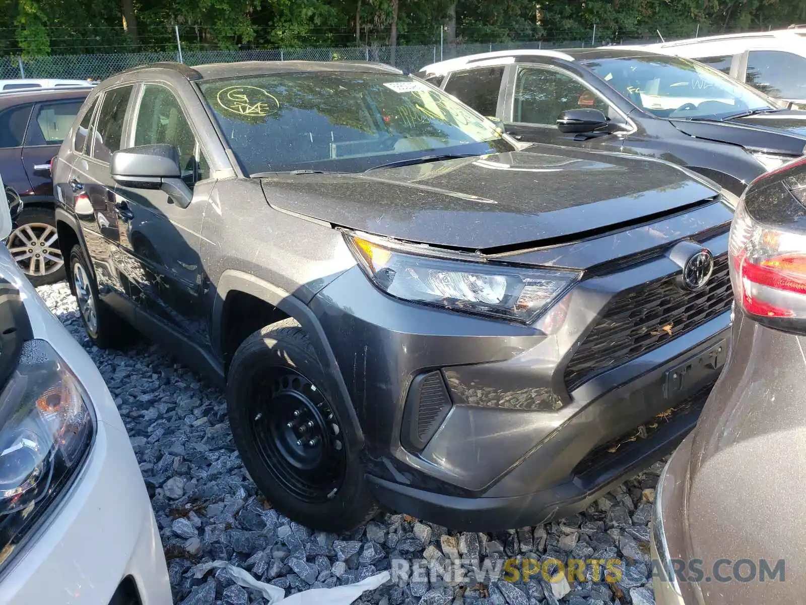 1 Photograph of a damaged car 2T3F1RFV0KC030601 TOYOTA RAV4 2019