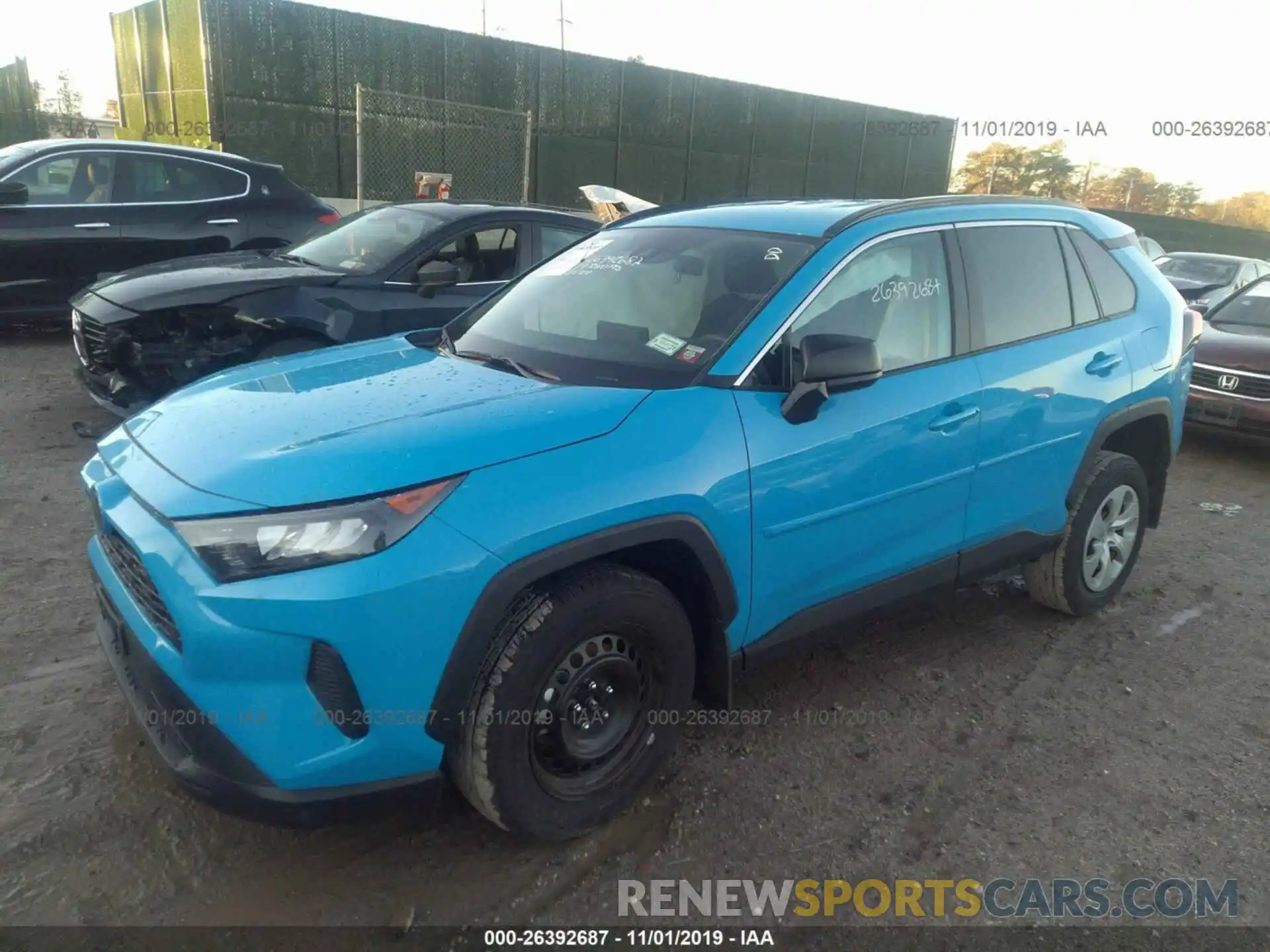 2 Фотография поврежденного автомобиля 2T3F1RFV0KC032929 TOYOTA RAV4 2019