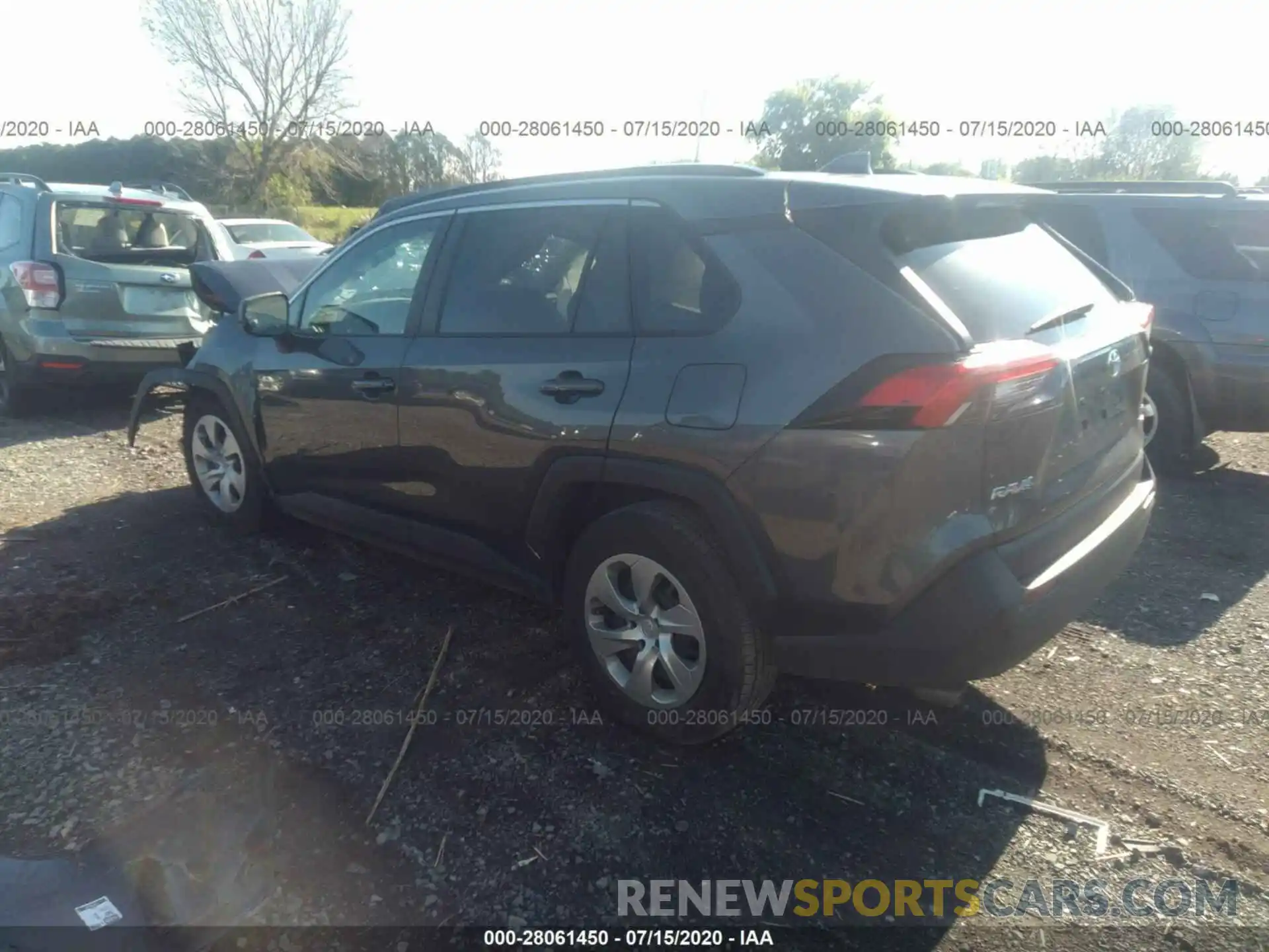 3 Photograph of a damaged car 2T3F1RFV0KC035412 TOYOTA RAV4 2019