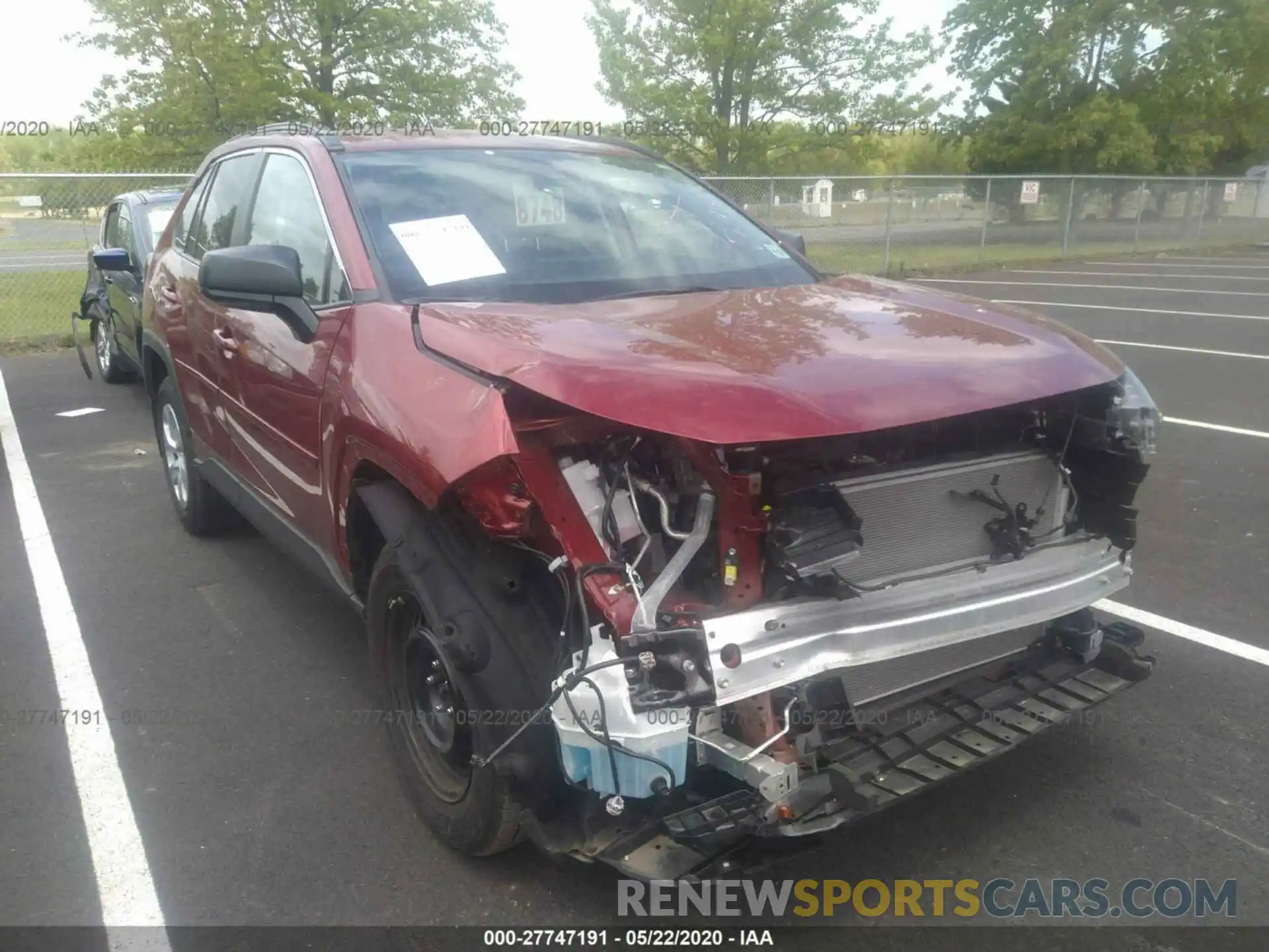 1 Photograph of a damaged car 2T3F1RFV0KC051884 TOYOTA RAV4 2019