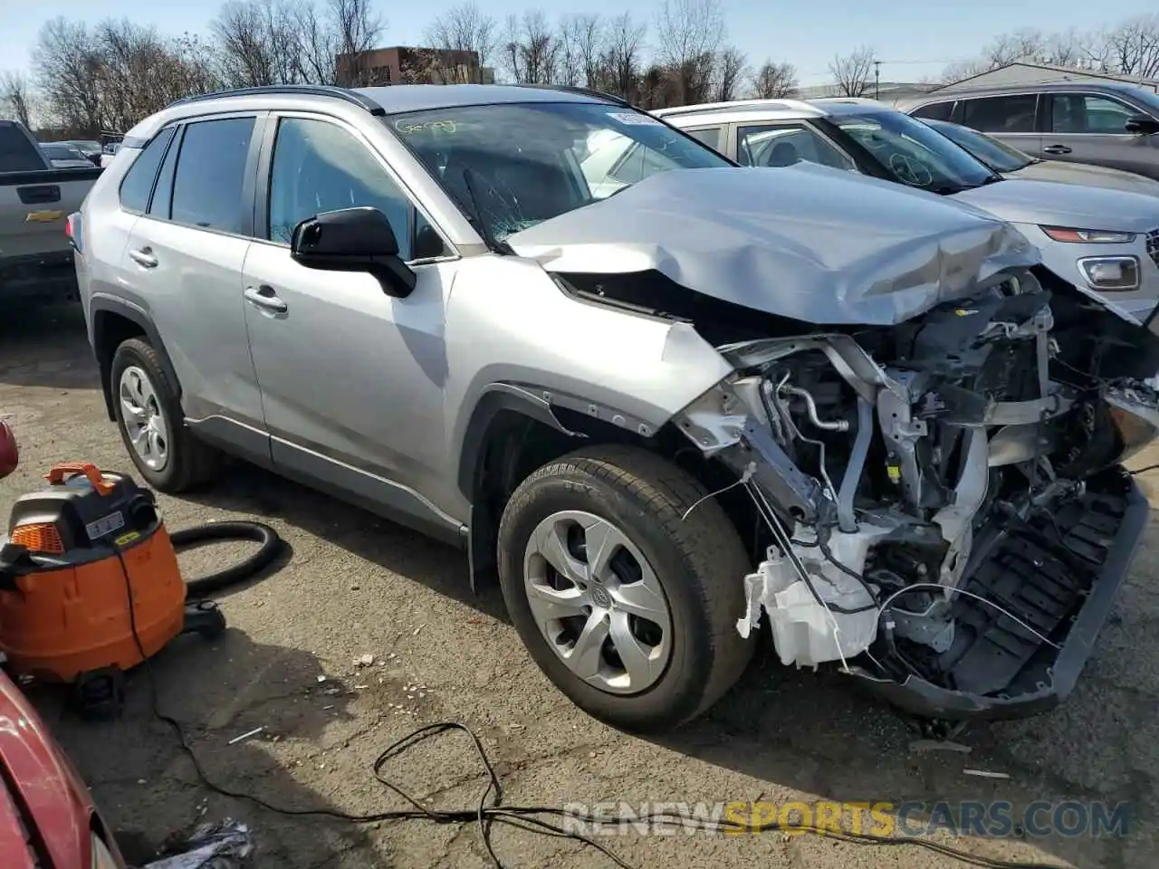 4 Photograph of a damaged car 2T3F1RFV0KW006541 TOYOTA RAV4 2019