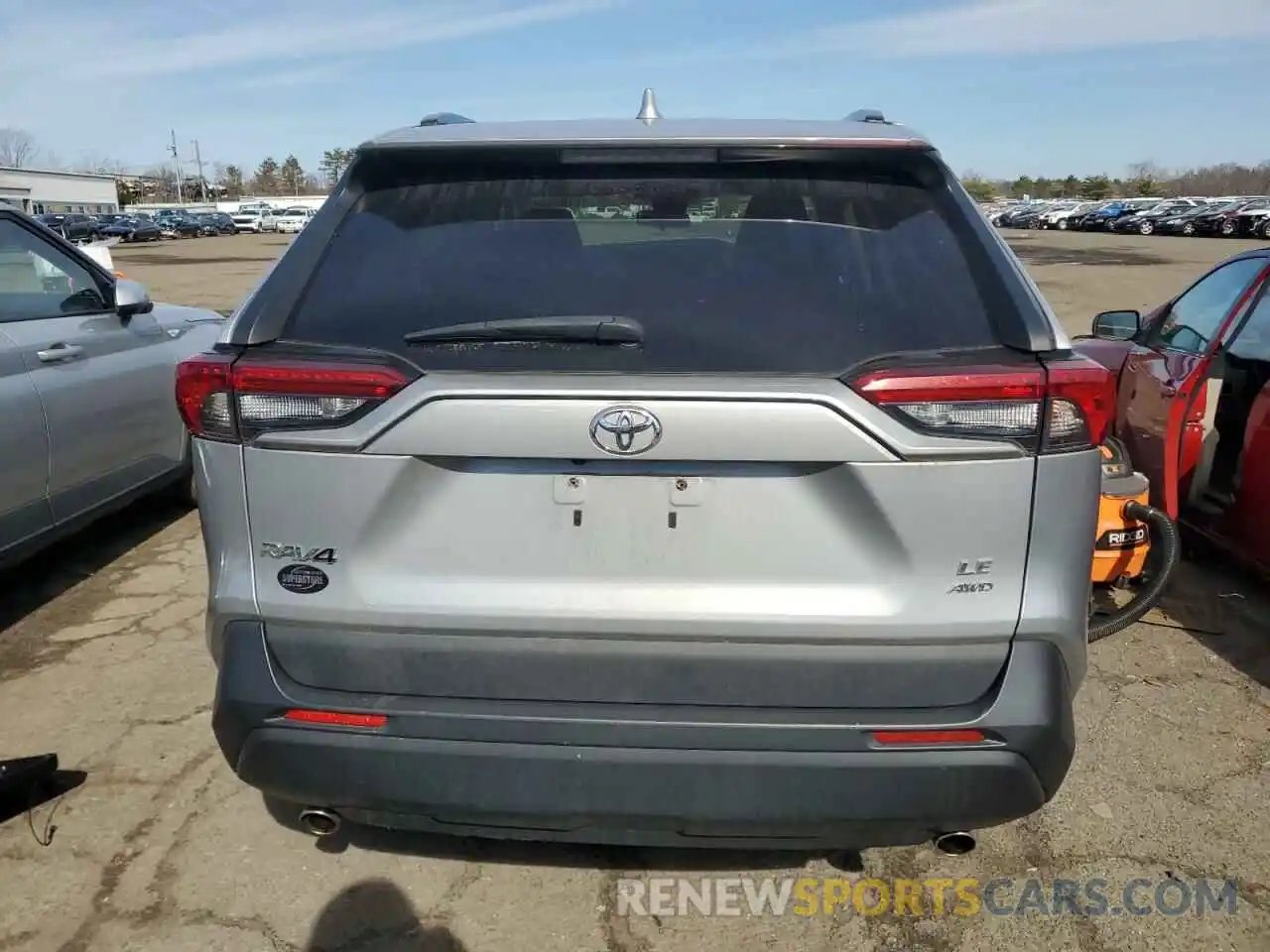 6 Photograph of a damaged car 2T3F1RFV0KW006541 TOYOTA RAV4 2019