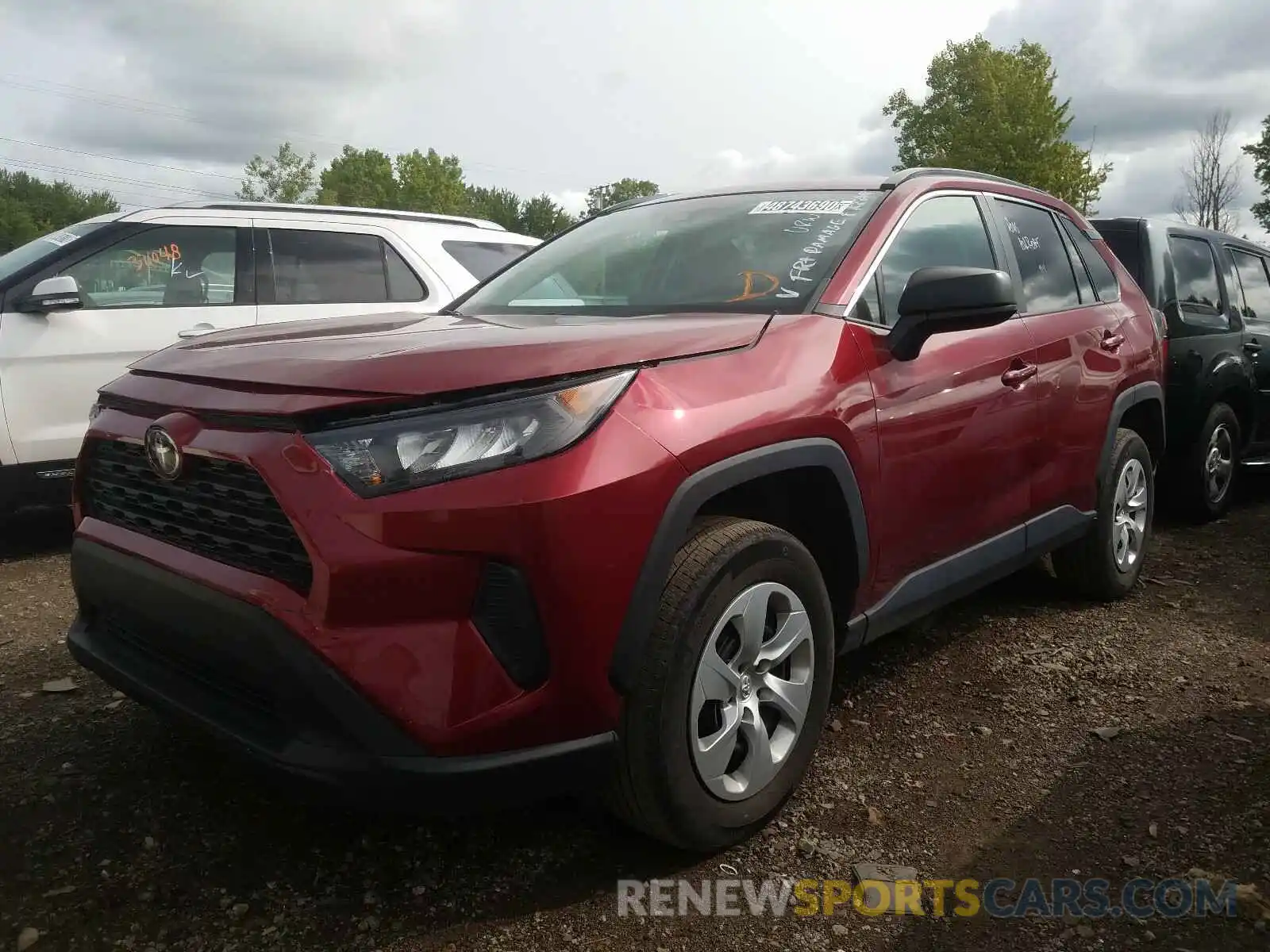 2 Photograph of a damaged car 2T3F1RFV0KW017880 TOYOTA RAV4 2019