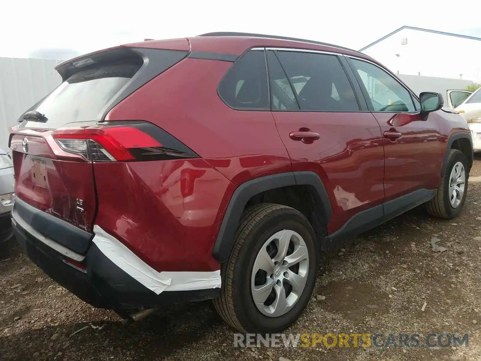 4 Photograph of a damaged car 2T3F1RFV0KW017880 TOYOTA RAV4 2019