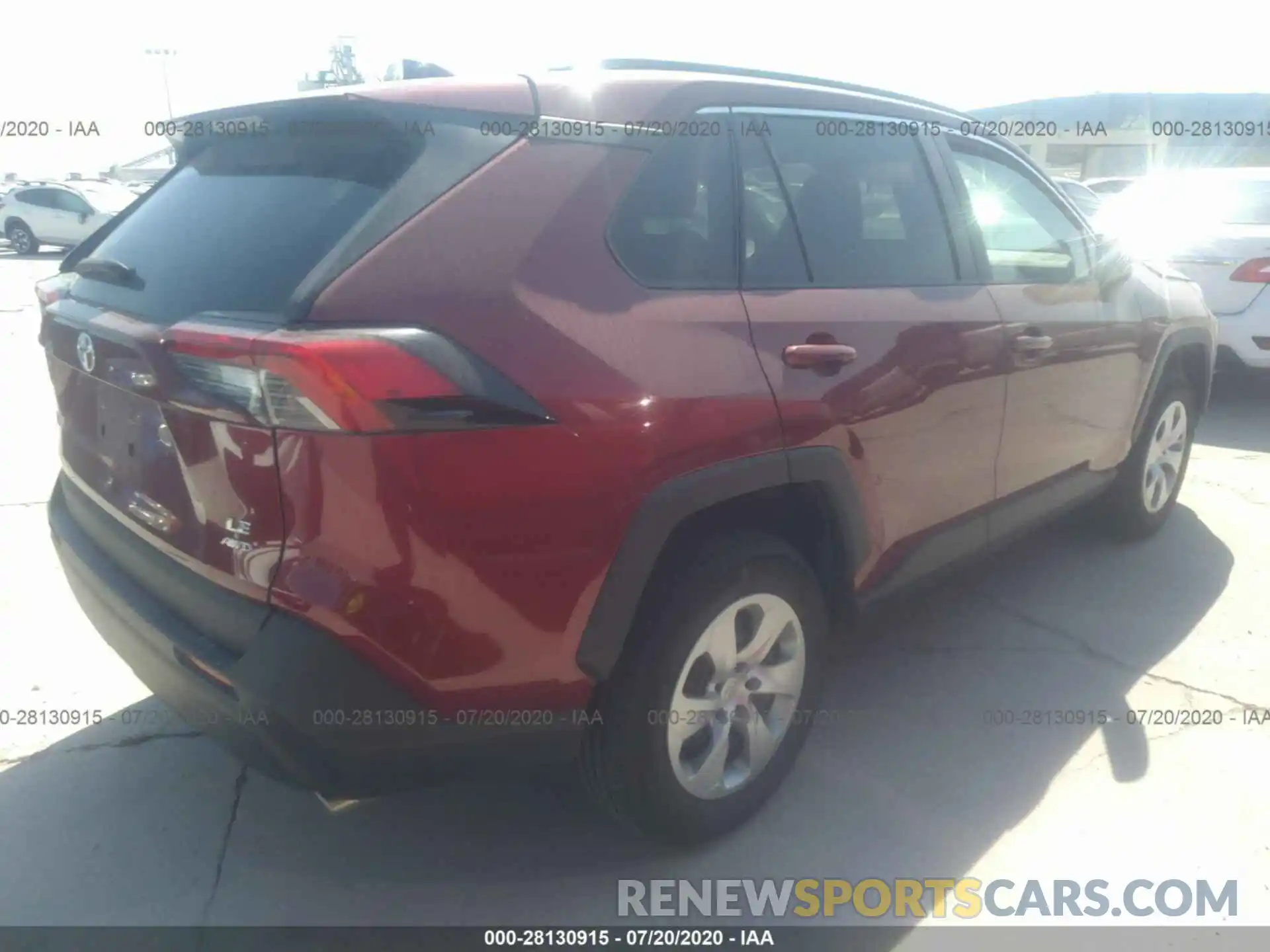 4 Photograph of a damaged car 2T3F1RFV0KW026904 TOYOTA RAV4 2019