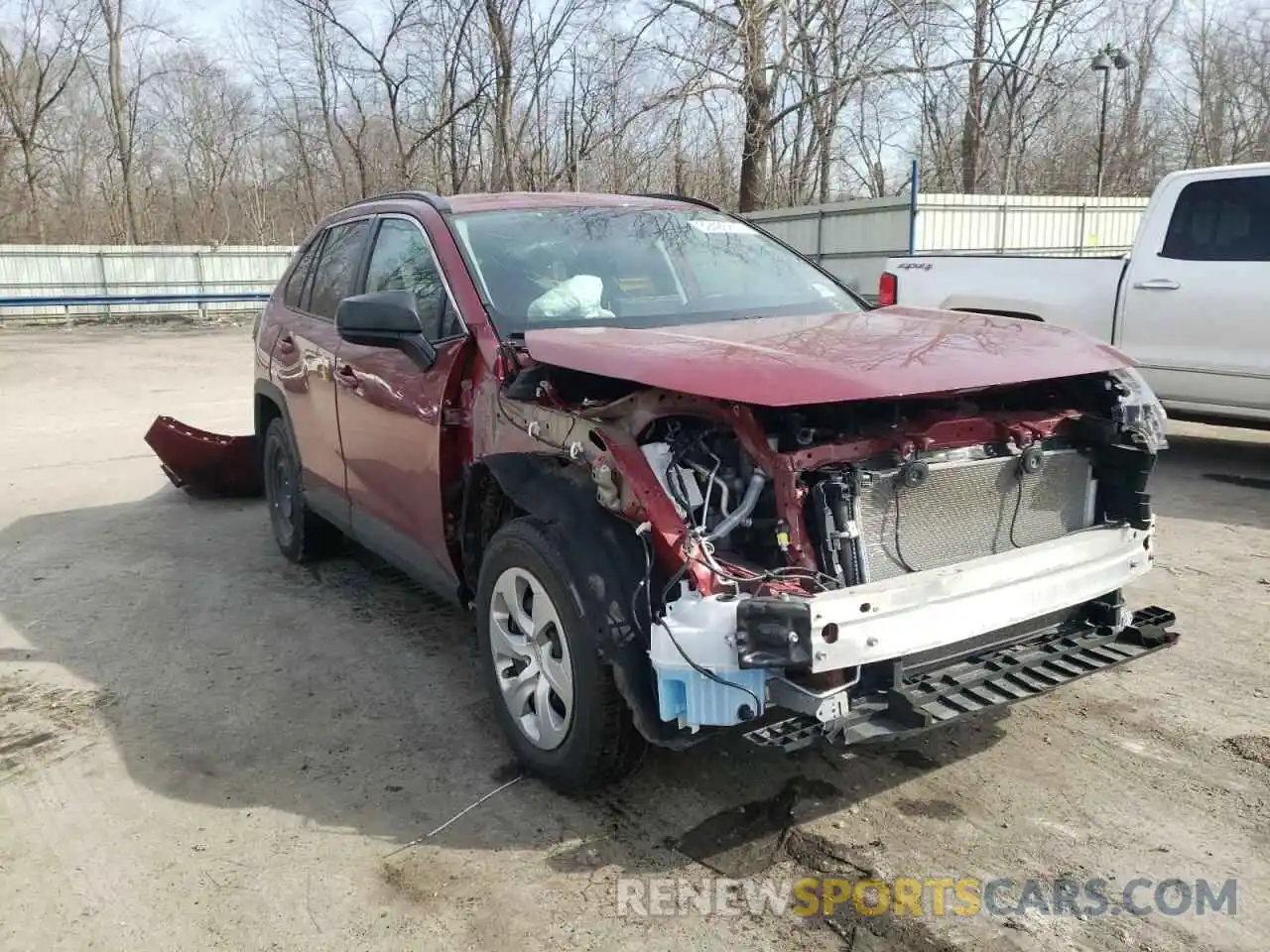 1 Photograph of a damaged car 2T3F1RFV0KW038549 TOYOTA RAV4 2019