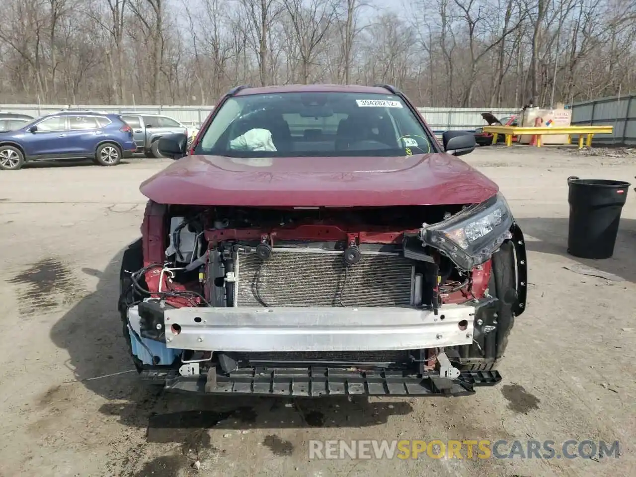 9 Photograph of a damaged car 2T3F1RFV0KW038549 TOYOTA RAV4 2019