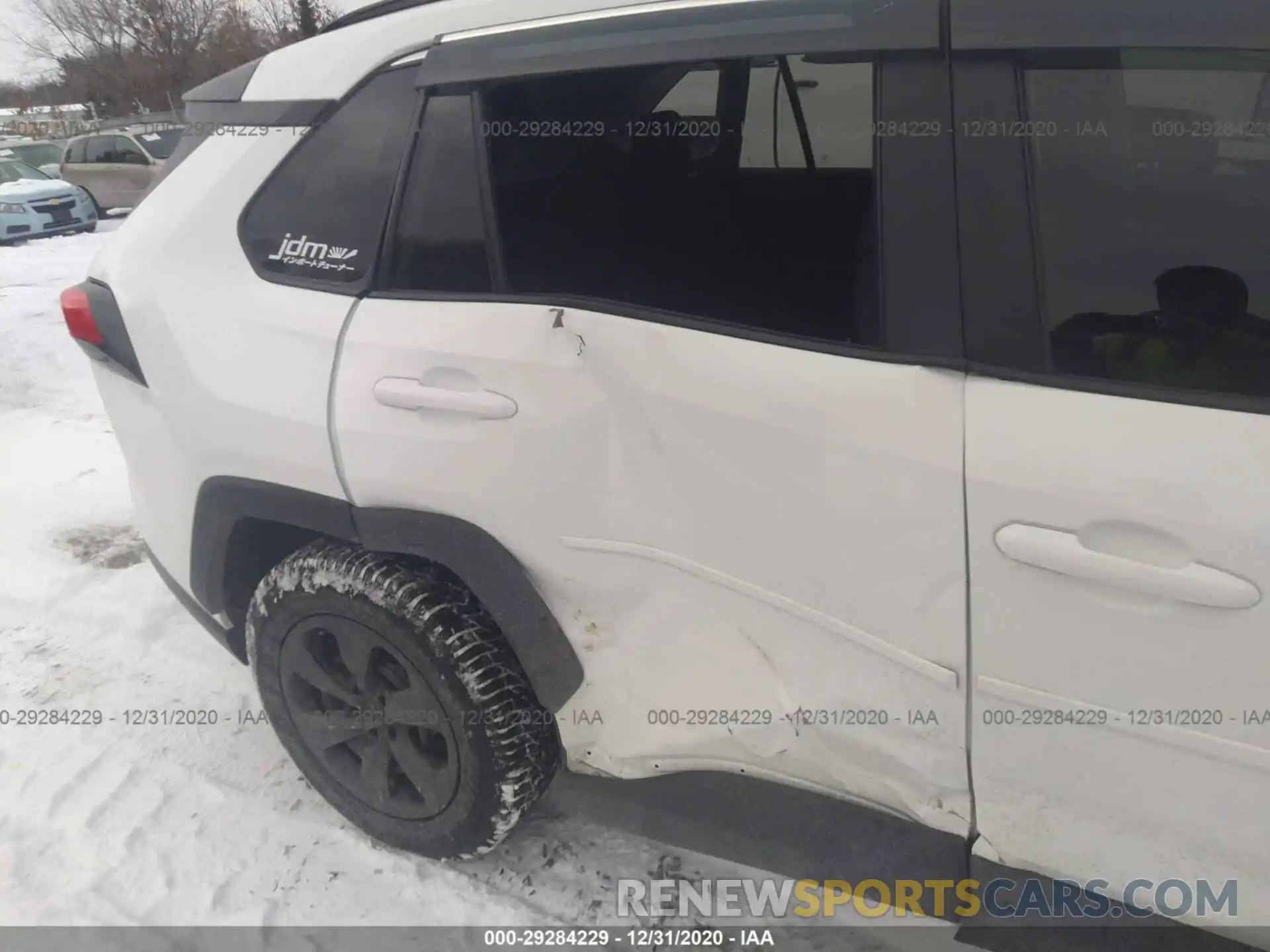 6 Photograph of a damaged car 2T3F1RFV0KW056176 TOYOTA RAV4 2019