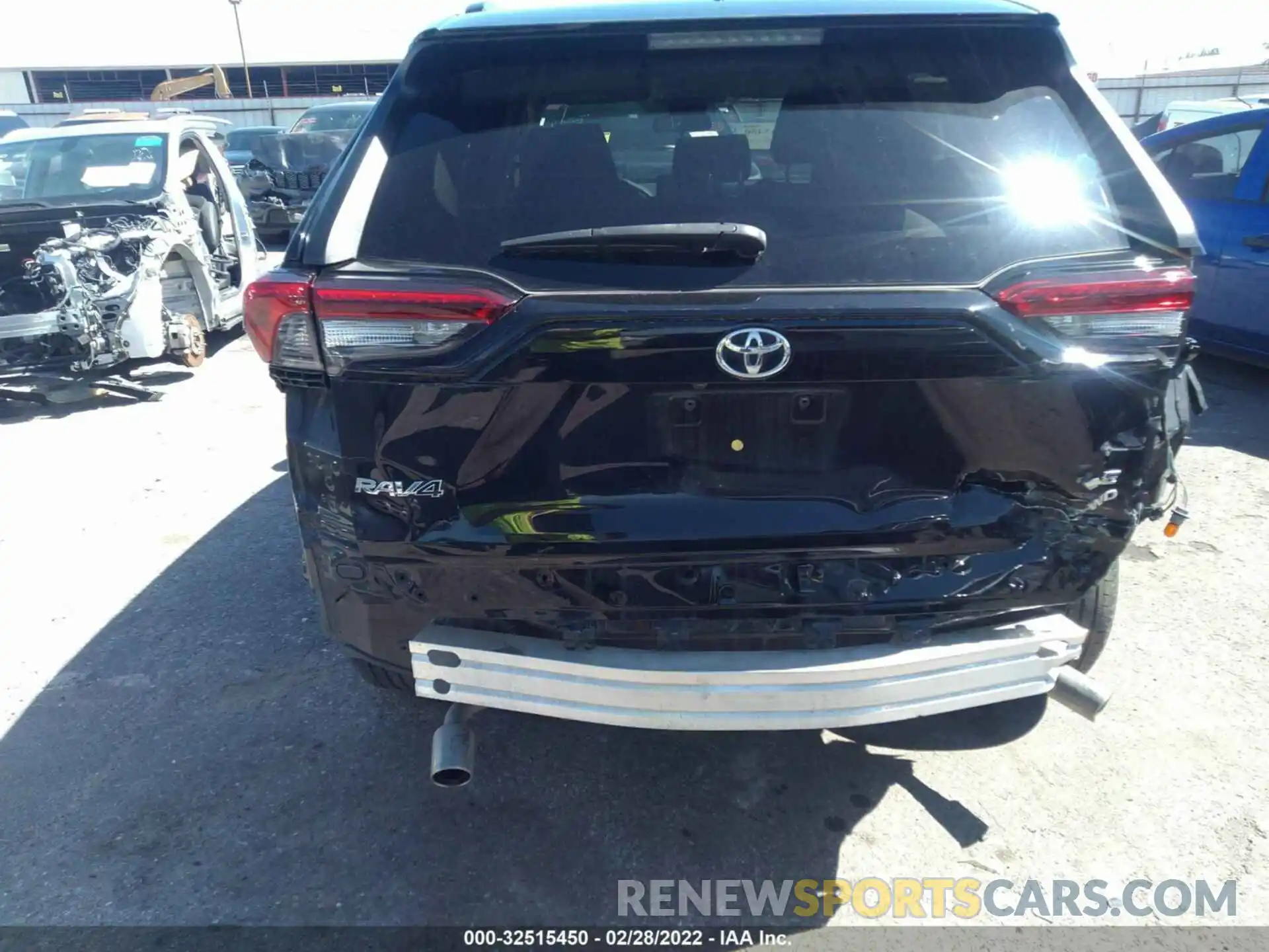 6 Photograph of a damaged car 2T3F1RFV0KW074029 TOYOTA RAV4 2019