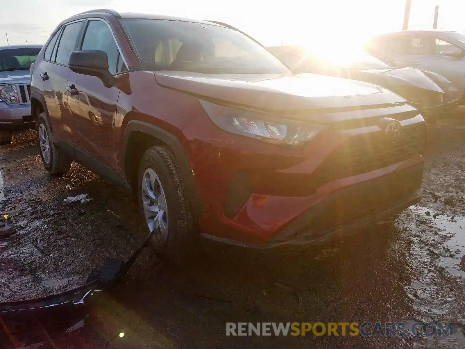 1 Photograph of a damaged car 2T3F1RFV0KW078727 TOYOTA RAV4 2019