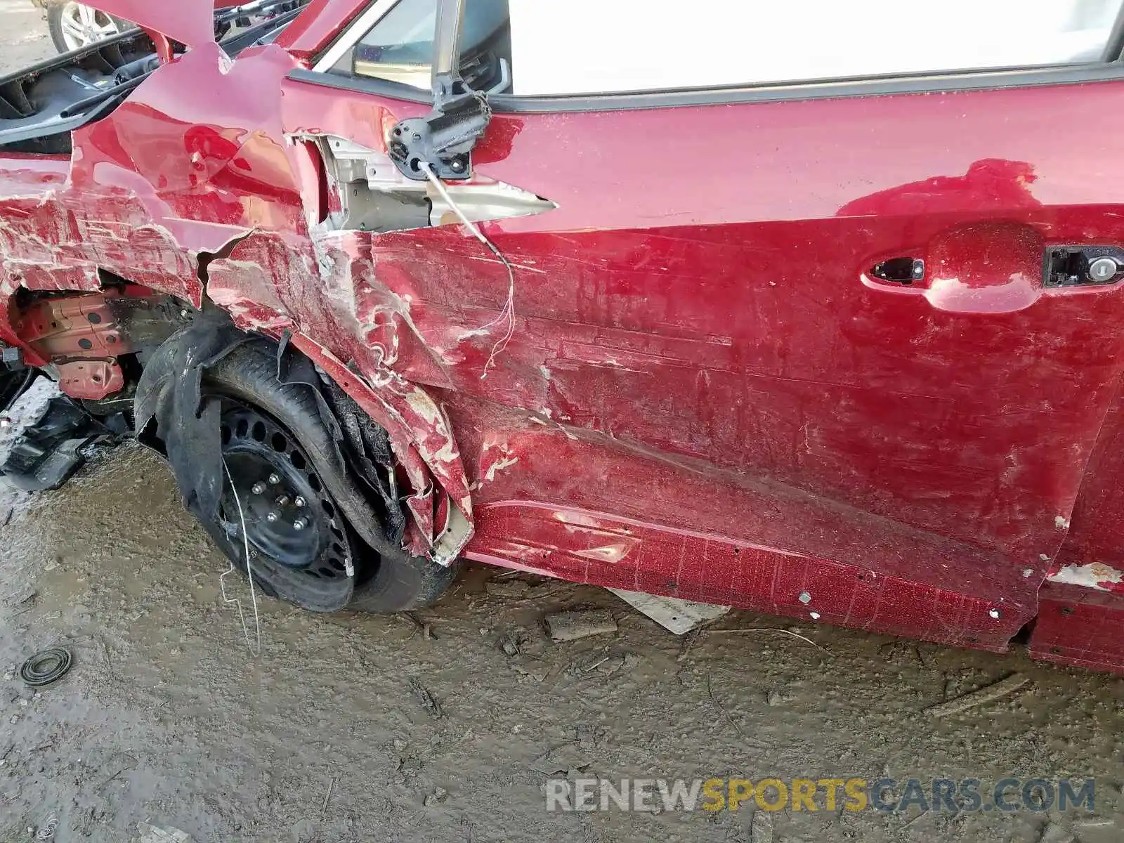 10 Photograph of a damaged car 2T3F1RFV0KW078727 TOYOTA RAV4 2019