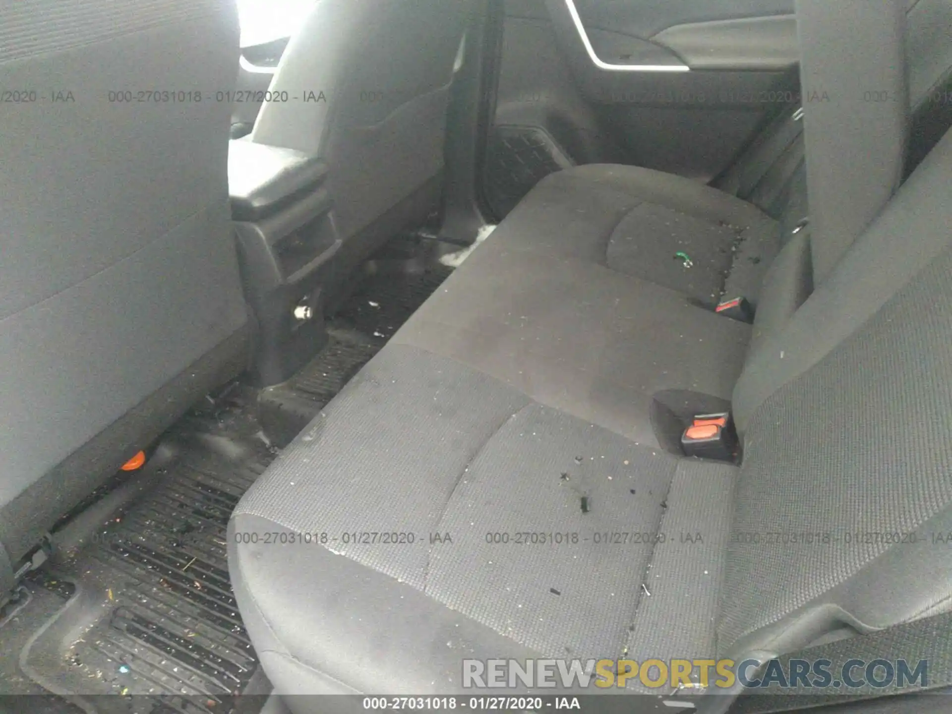 8 Photograph of a damaged car 2T3F1RFV0KW083104 TOYOTA RAV4 2019