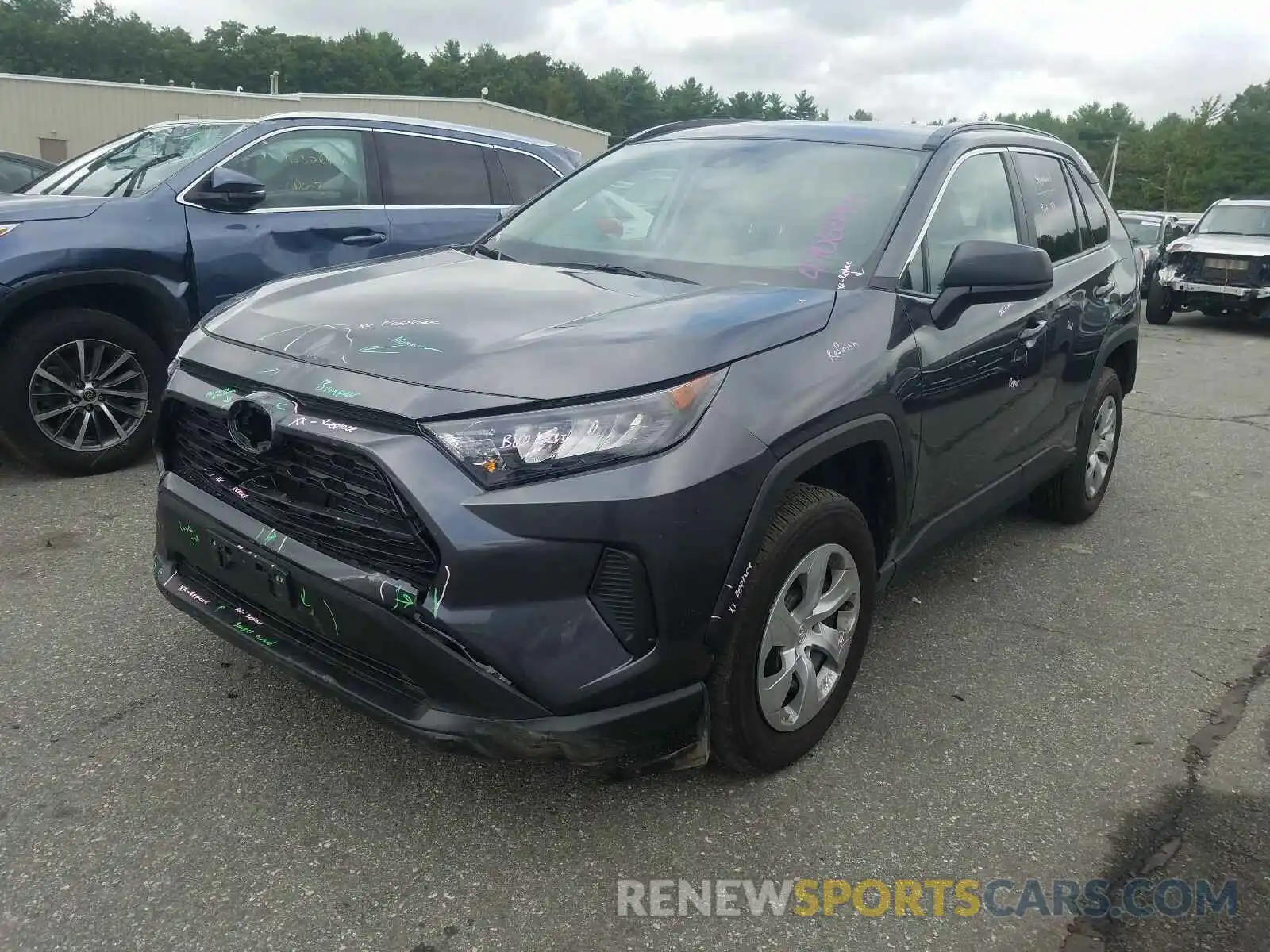 2 Photograph of a damaged car 2T3F1RFV1KC029084 TOYOTA RAV4 2019