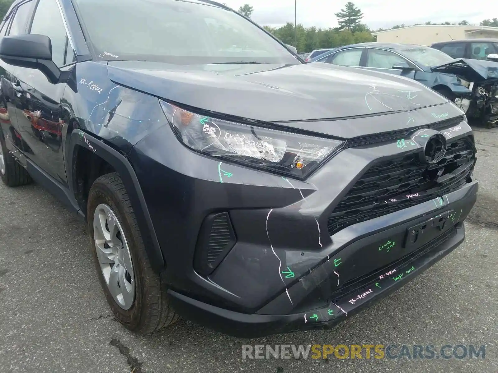 9 Photograph of a damaged car 2T3F1RFV1KC029084 TOYOTA RAV4 2019