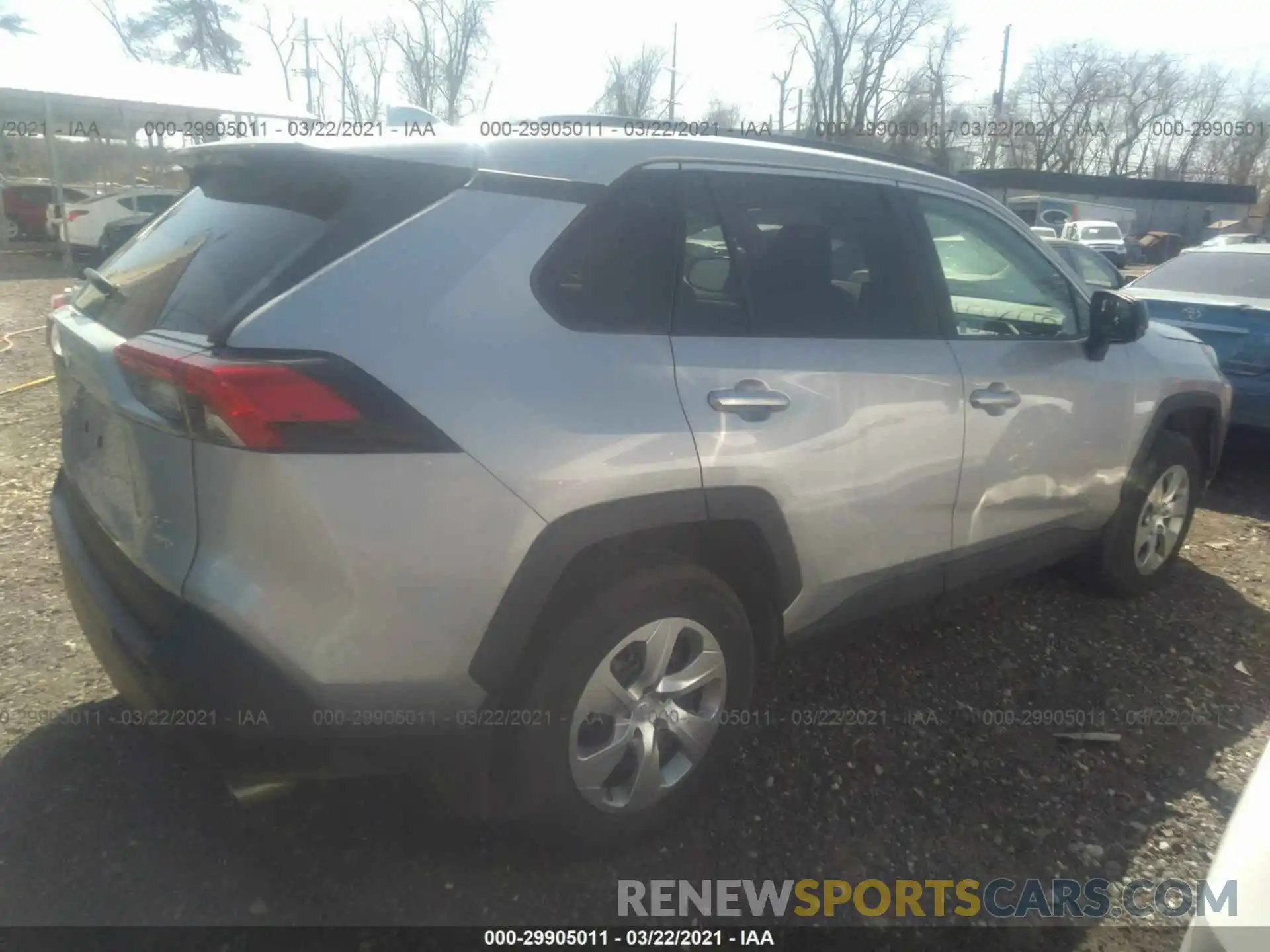 4 Photograph of a damaged car 2T3F1RFV1KW004166 TOYOTA RAV4 2019