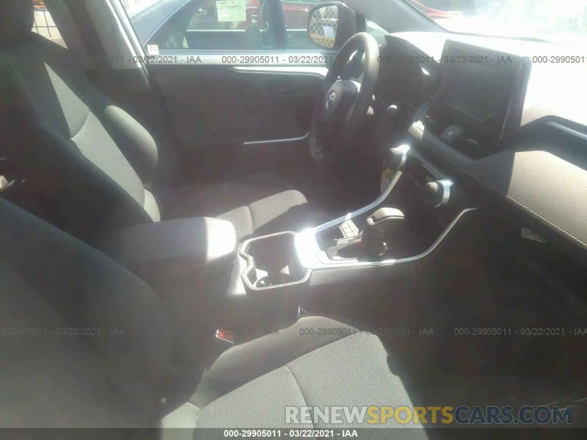 5 Photograph of a damaged car 2T3F1RFV1KW004166 TOYOTA RAV4 2019