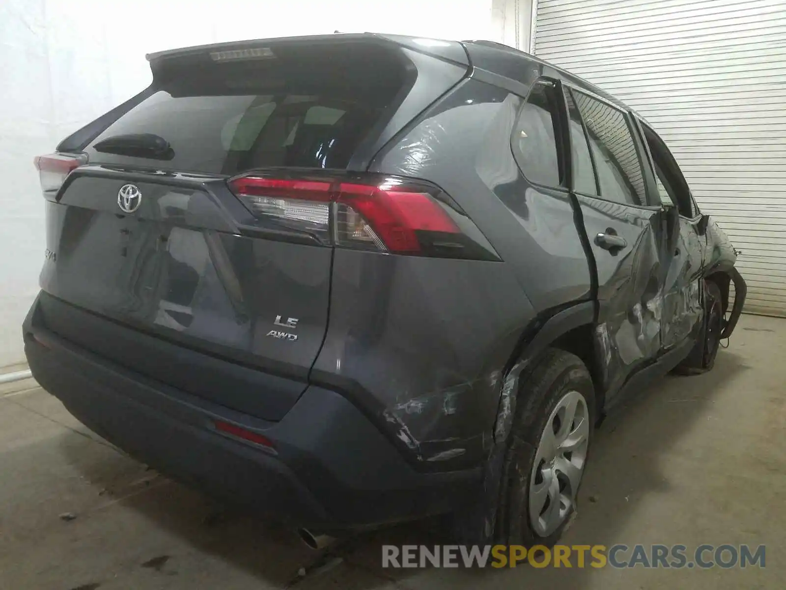 4 Photograph of a damaged car 2T3F1RFV1KW009691 TOYOTA RAV4 2019