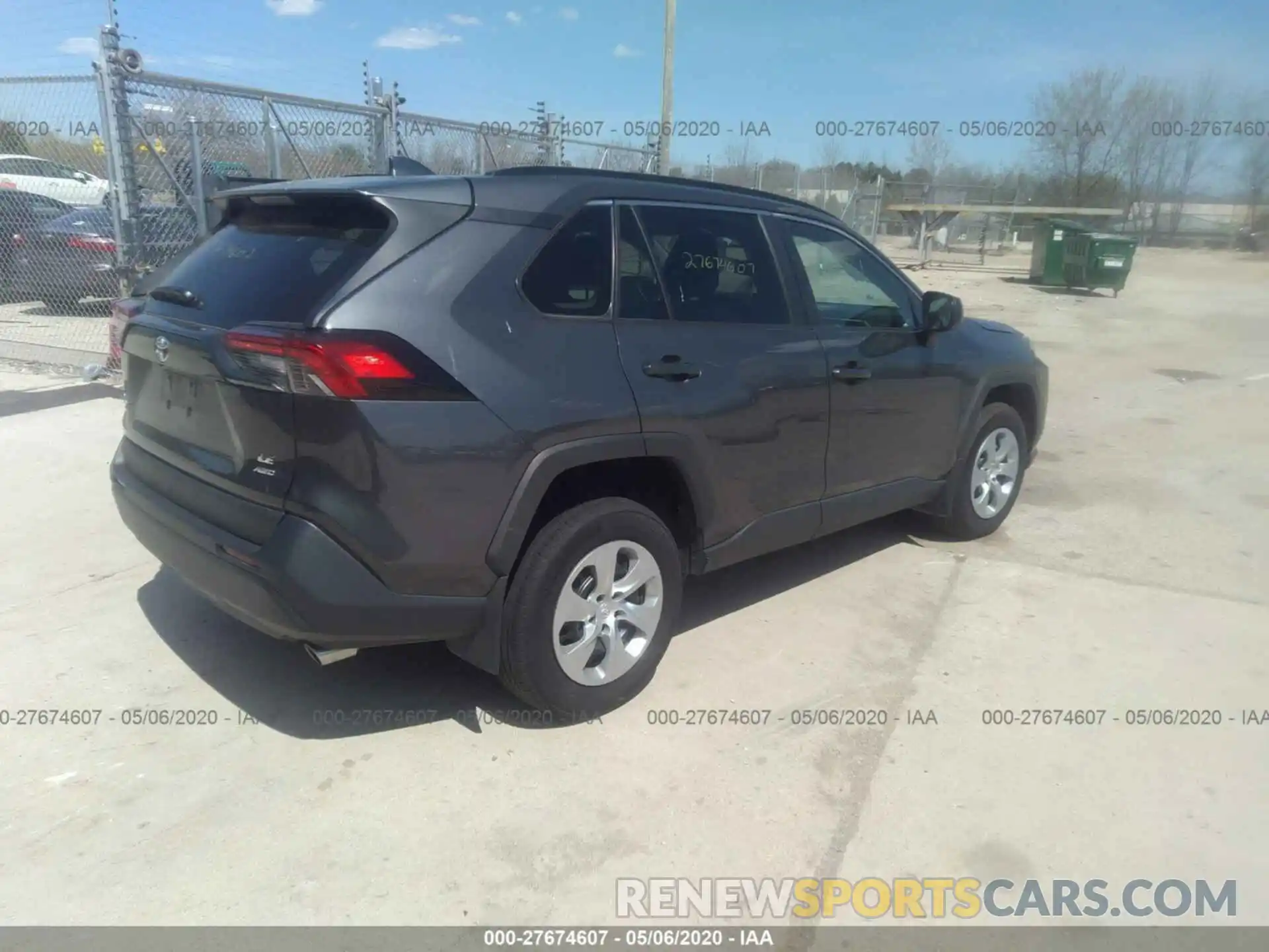 4 Photograph of a damaged car 2T3F1RFV1KW014339 TOYOTA RAV4 2019