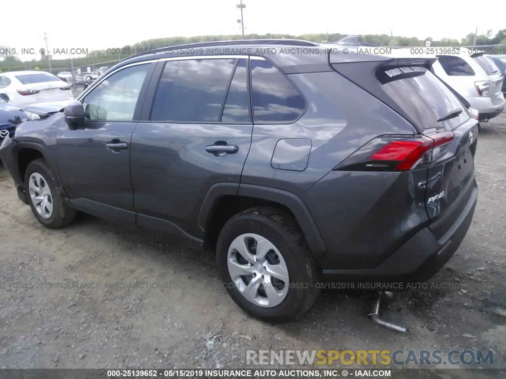 3 Photograph of a damaged car 2T3F1RFV1KW025454 TOYOTA RAV4 2019