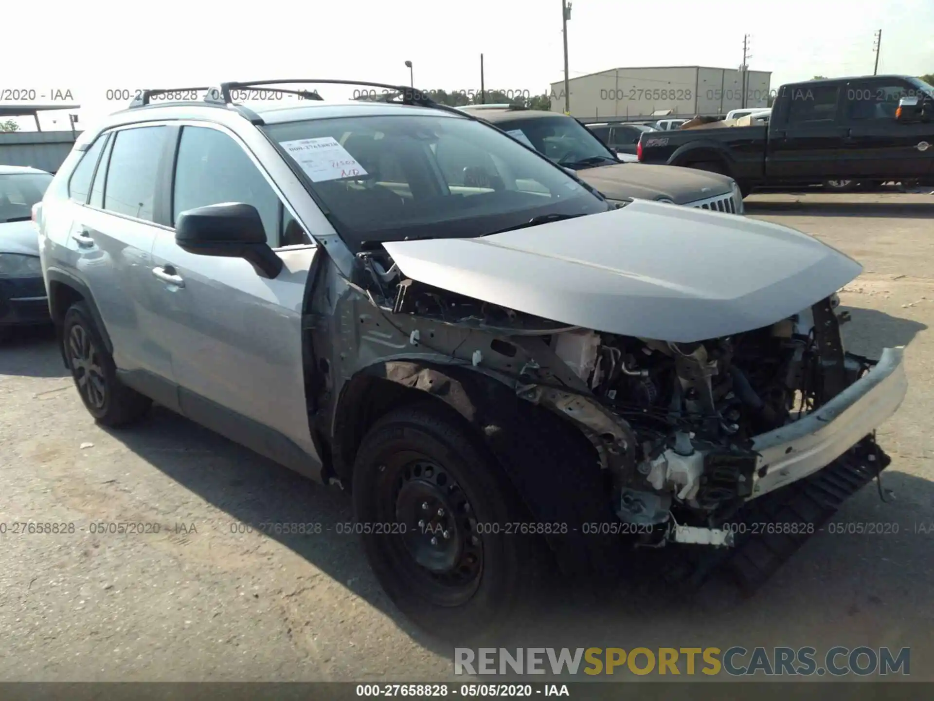 1 Photograph of a damaged car 2T3F1RFV1KW028404 TOYOTA RAV4 2019