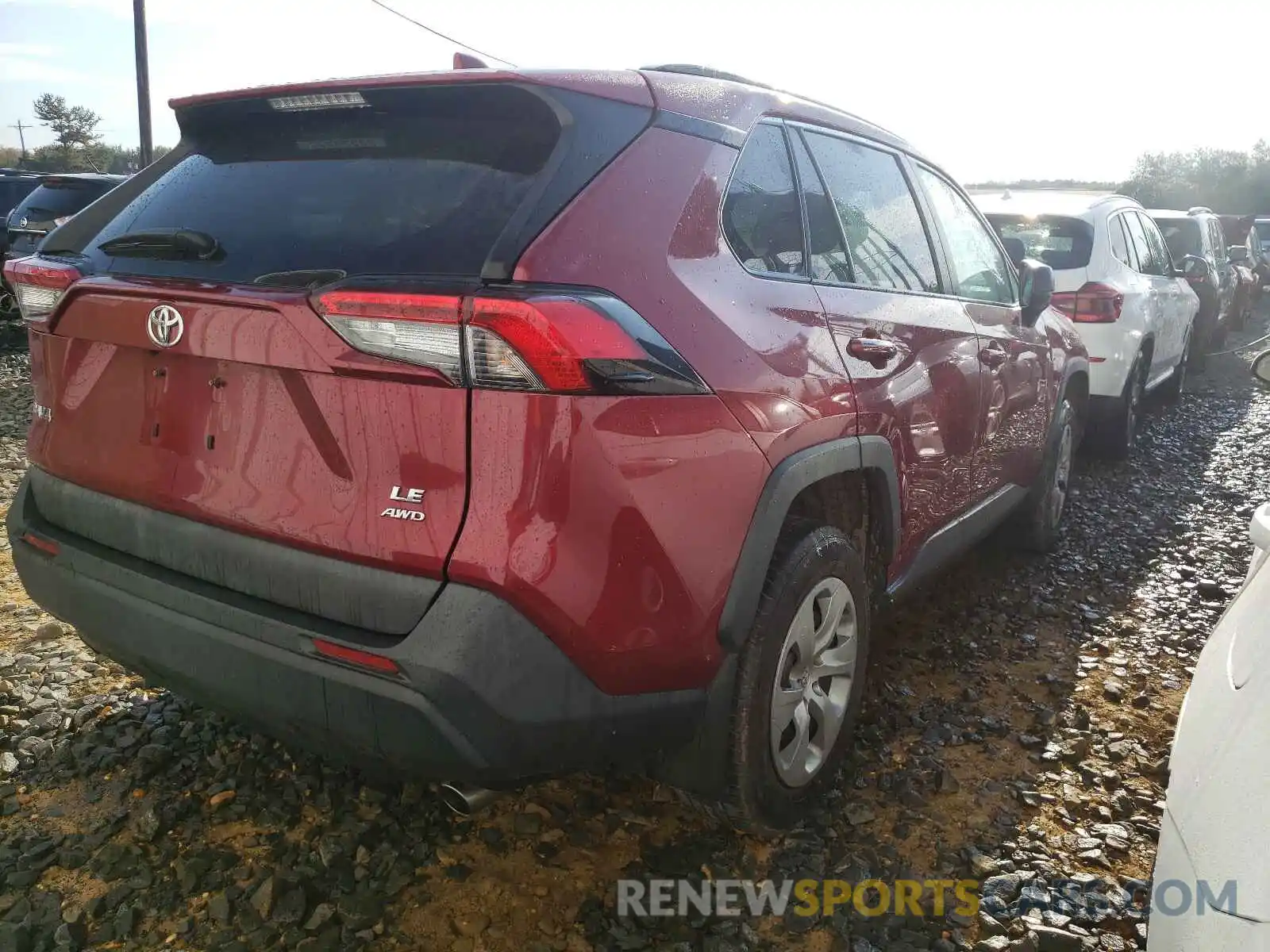 4 Photograph of a damaged car 2T3F1RFV1KW037345 TOYOTA RAV4 2019