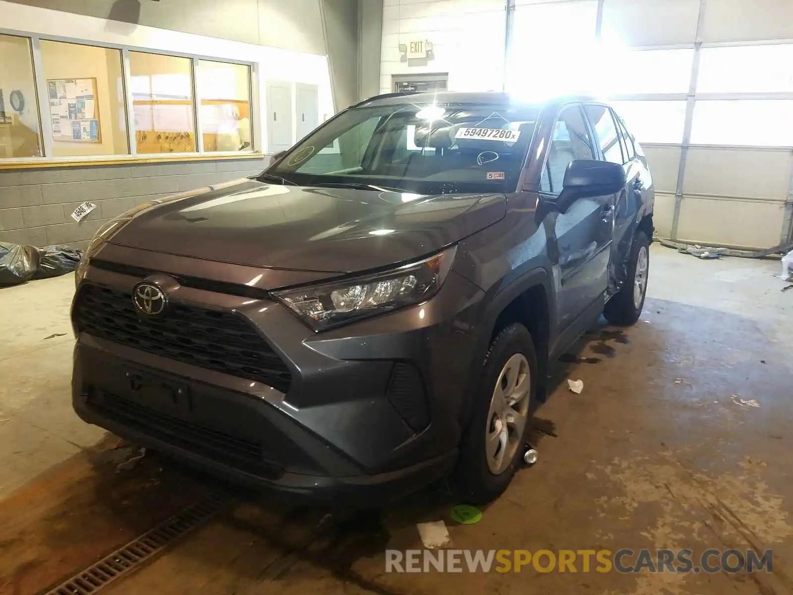 2 Фотография поврежденного автомобиля 2T3F1RFV1KW042108 TOYOTA RAV4 2019