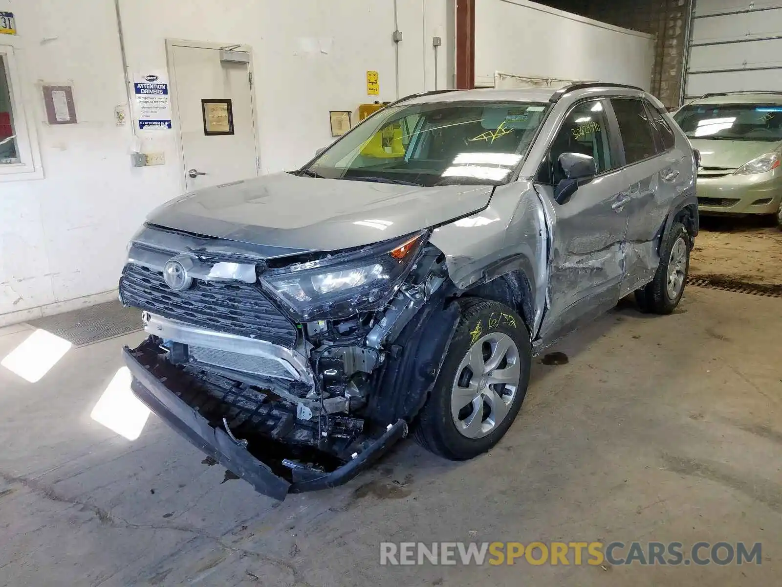 2 Photograph of a damaged car 2T3F1RFV1KW052864 TOYOTA RAV4 2019