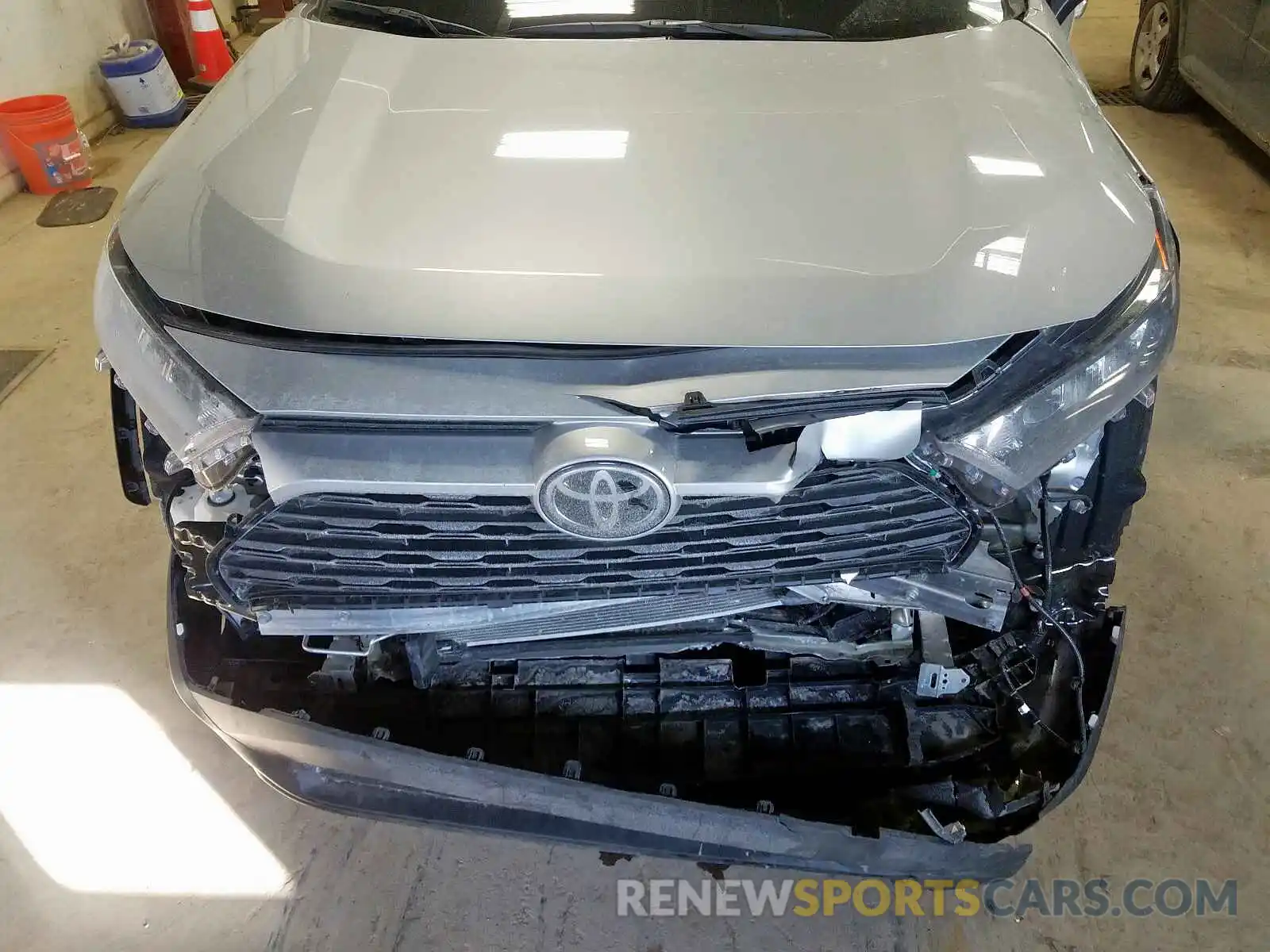 7 Photograph of a damaged car 2T3F1RFV1KW052864 TOYOTA RAV4 2019