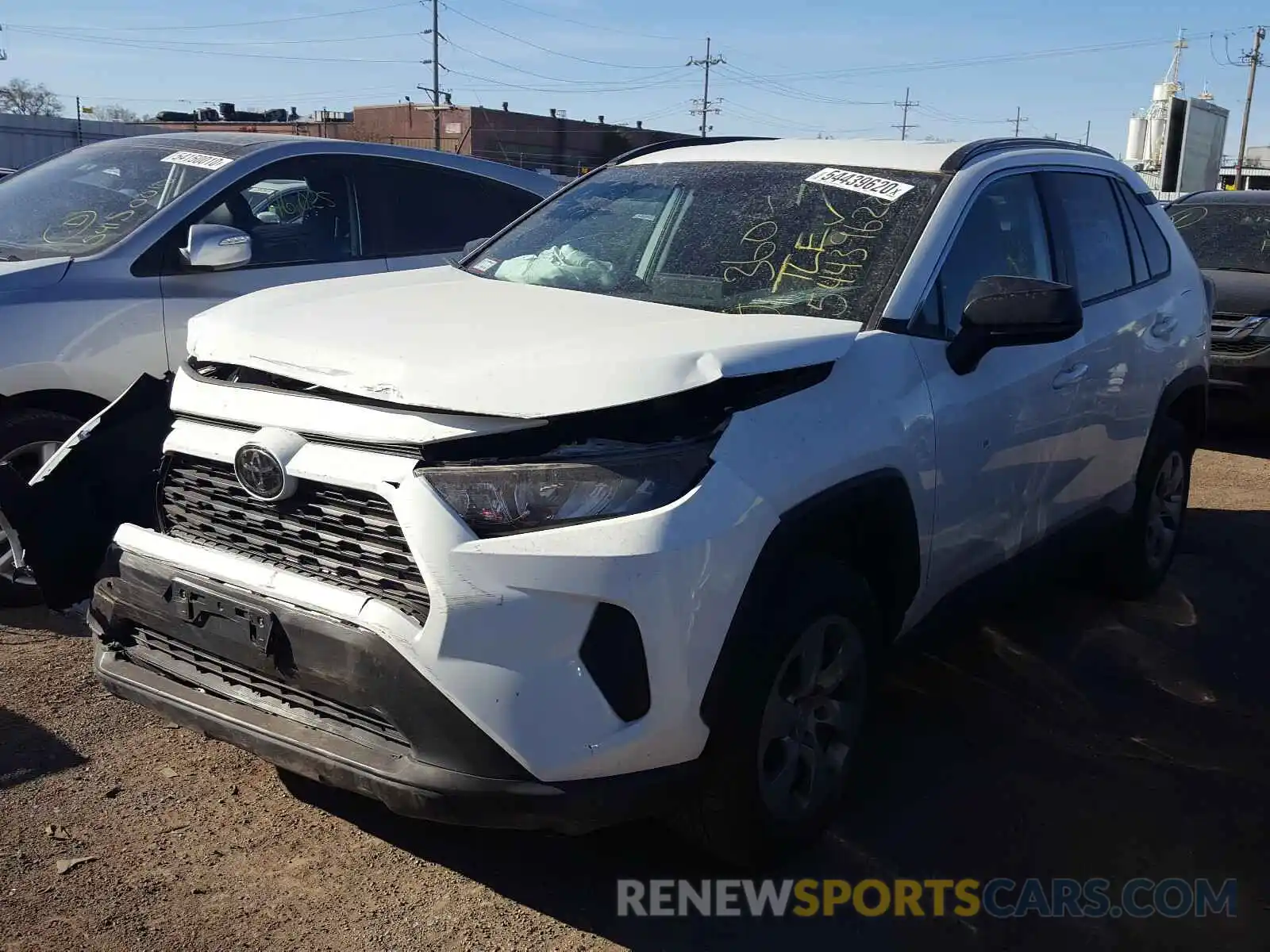 2 Photograph of a damaged car 2T3F1RFV1KW066036 TOYOTA RAV4 2019