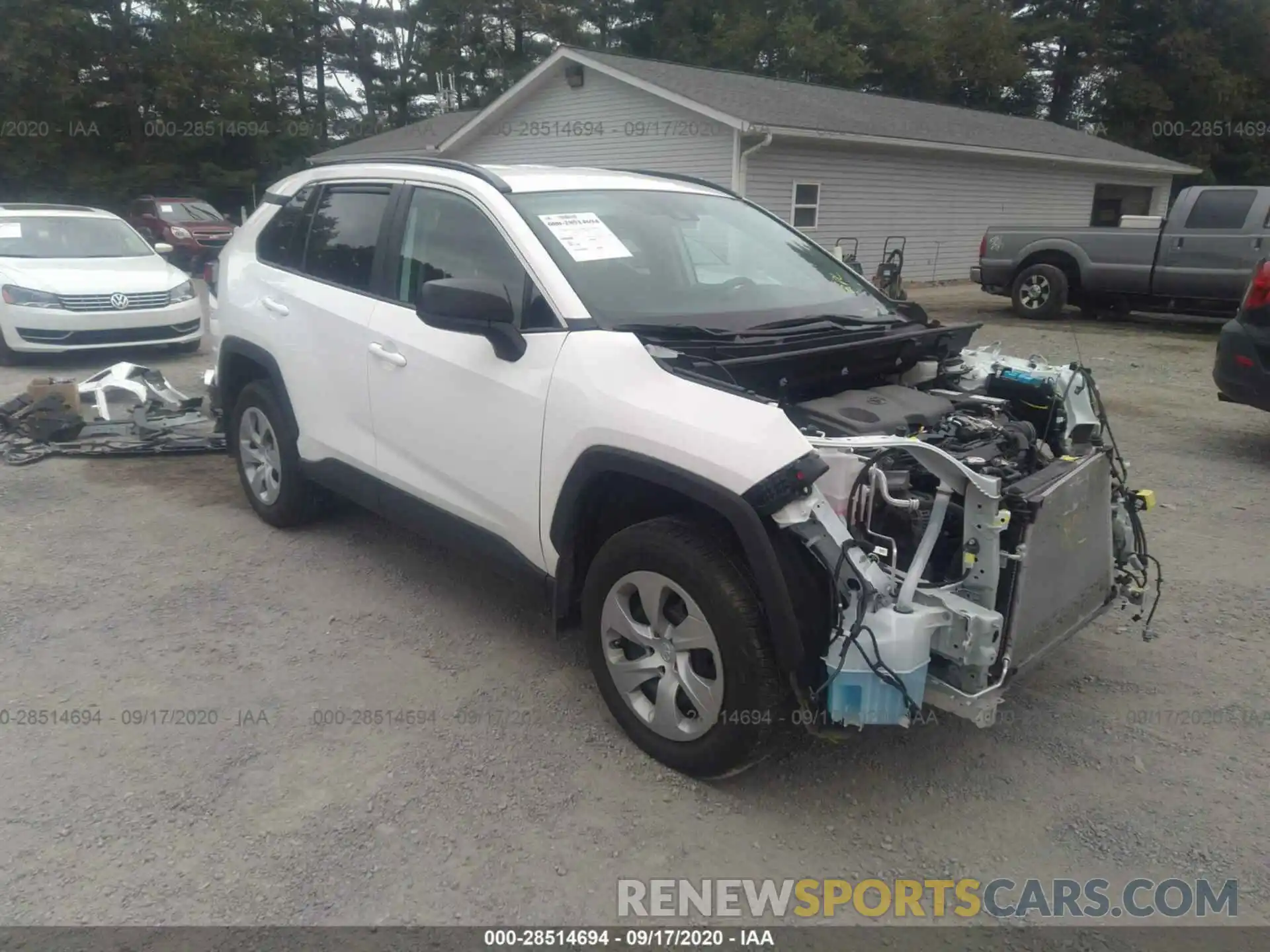 1 Photograph of a damaged car 2T3F1RFV1KW069020 TOYOTA RAV4 2019