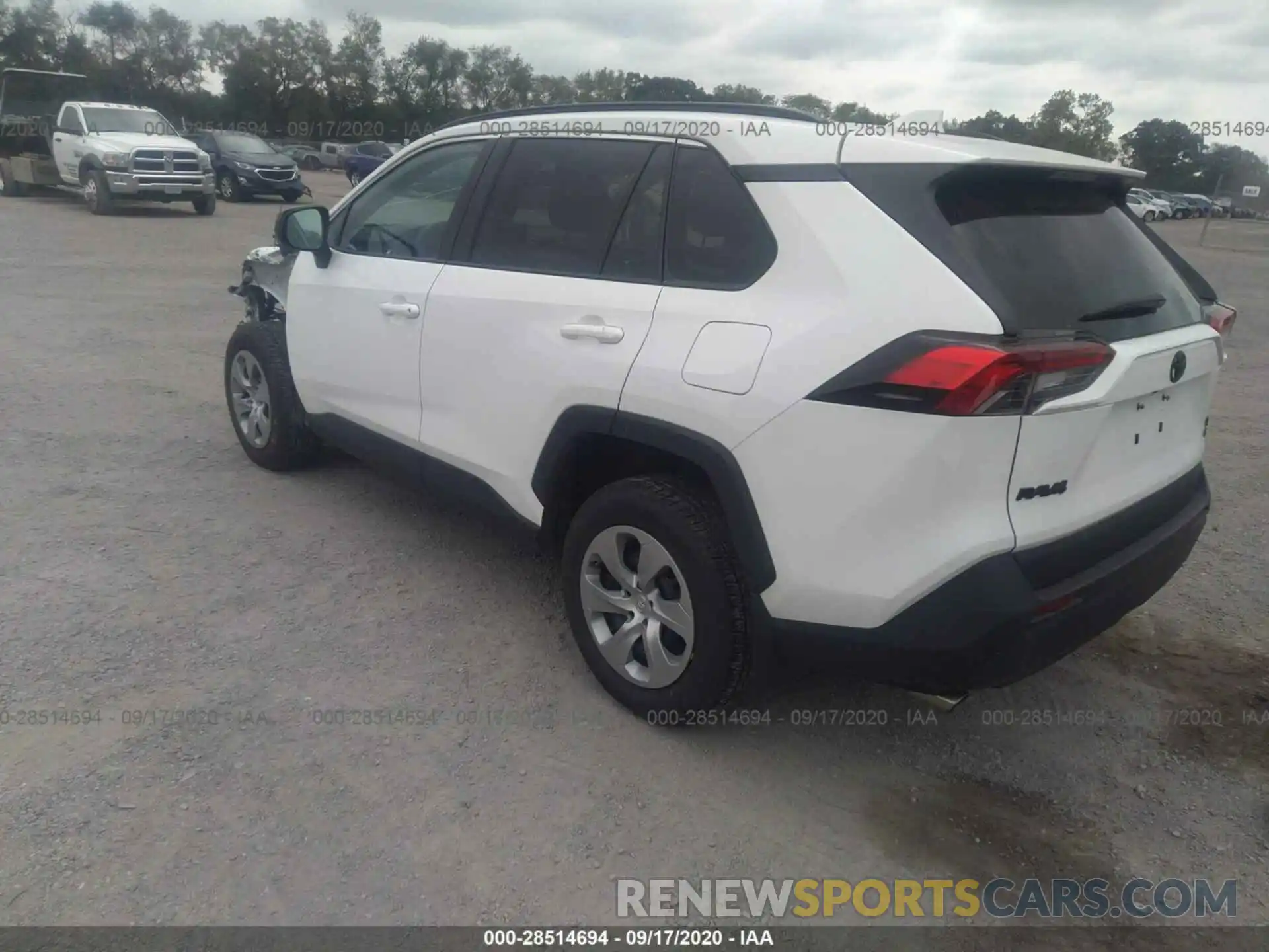 3 Photograph of a damaged car 2T3F1RFV1KW069020 TOYOTA RAV4 2019