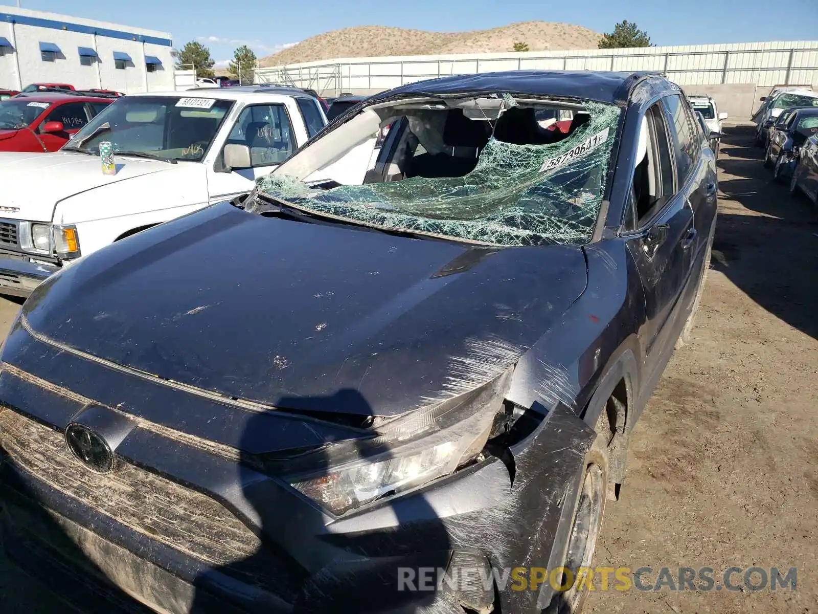 9 Photograph of a damaged car 2T3F1RFV1KW072323 TOYOTA RAV4 2019