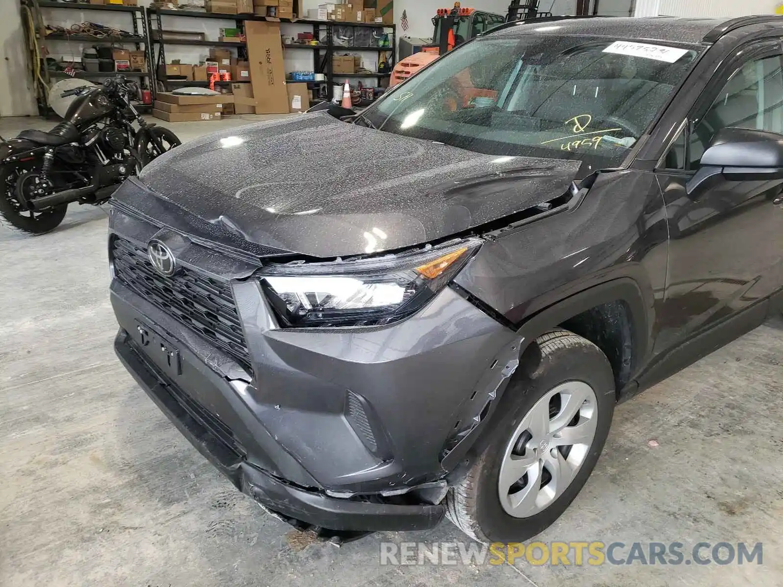 9 Photograph of a damaged car 2T3F1RFV1KW074959 TOYOTA RAV4 2019