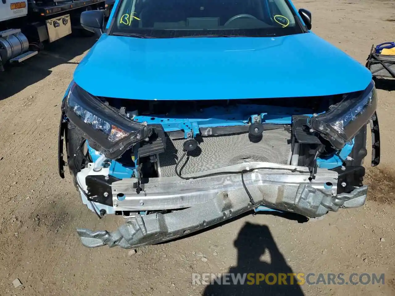 9 Photograph of a damaged car 2T3F1RFV1KW078719 TOYOTA RAV4 2019