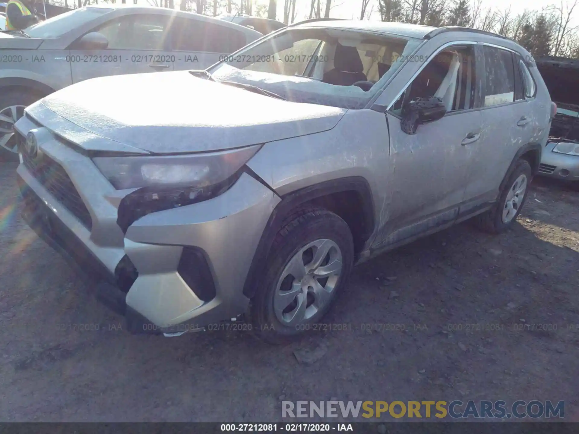 6 Photograph of a damaged car 2T3F1RFV2KC031040 TOYOTA RAV4 2019